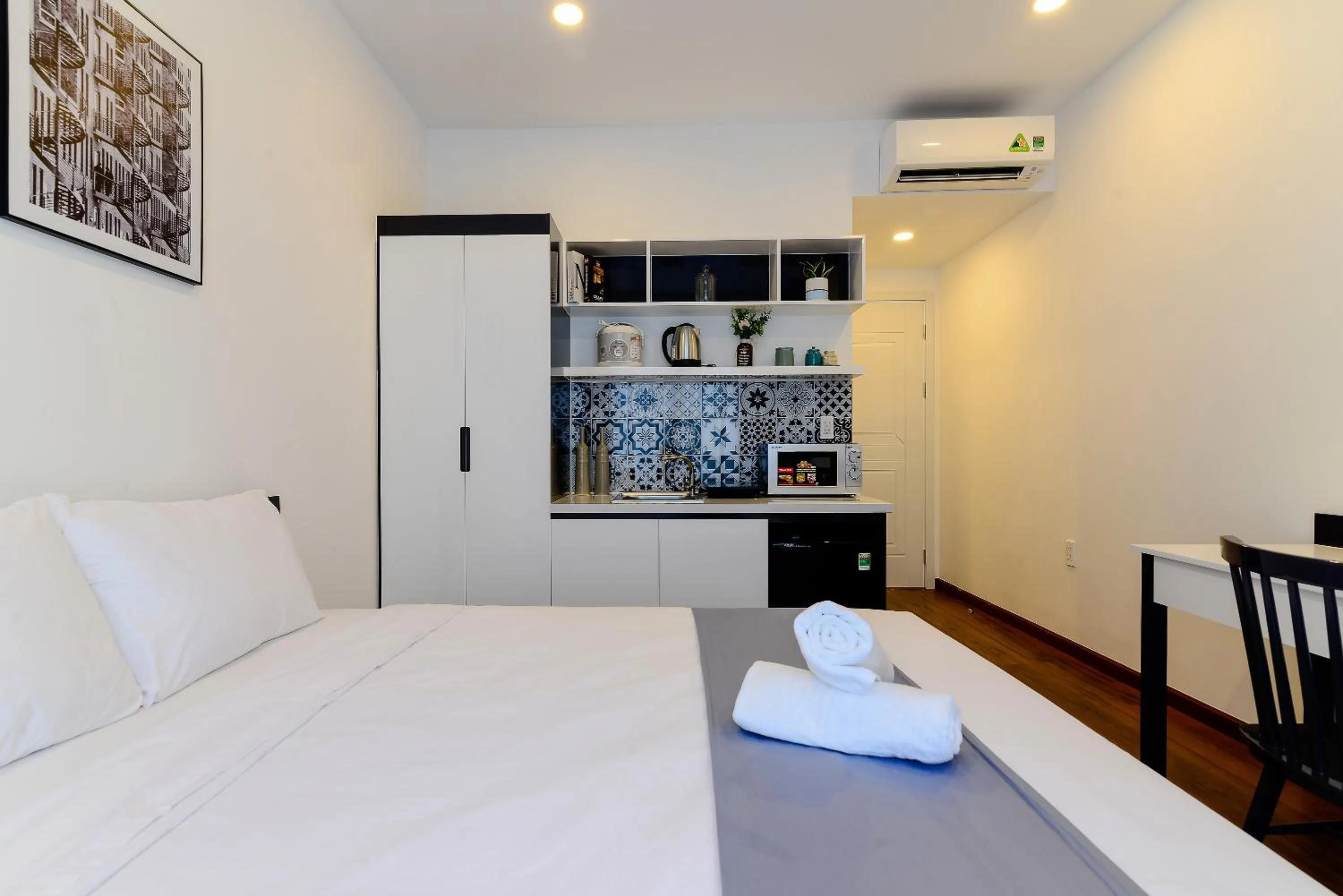 Bedroom, Bed in Cozrum Homes The Gallery Residence