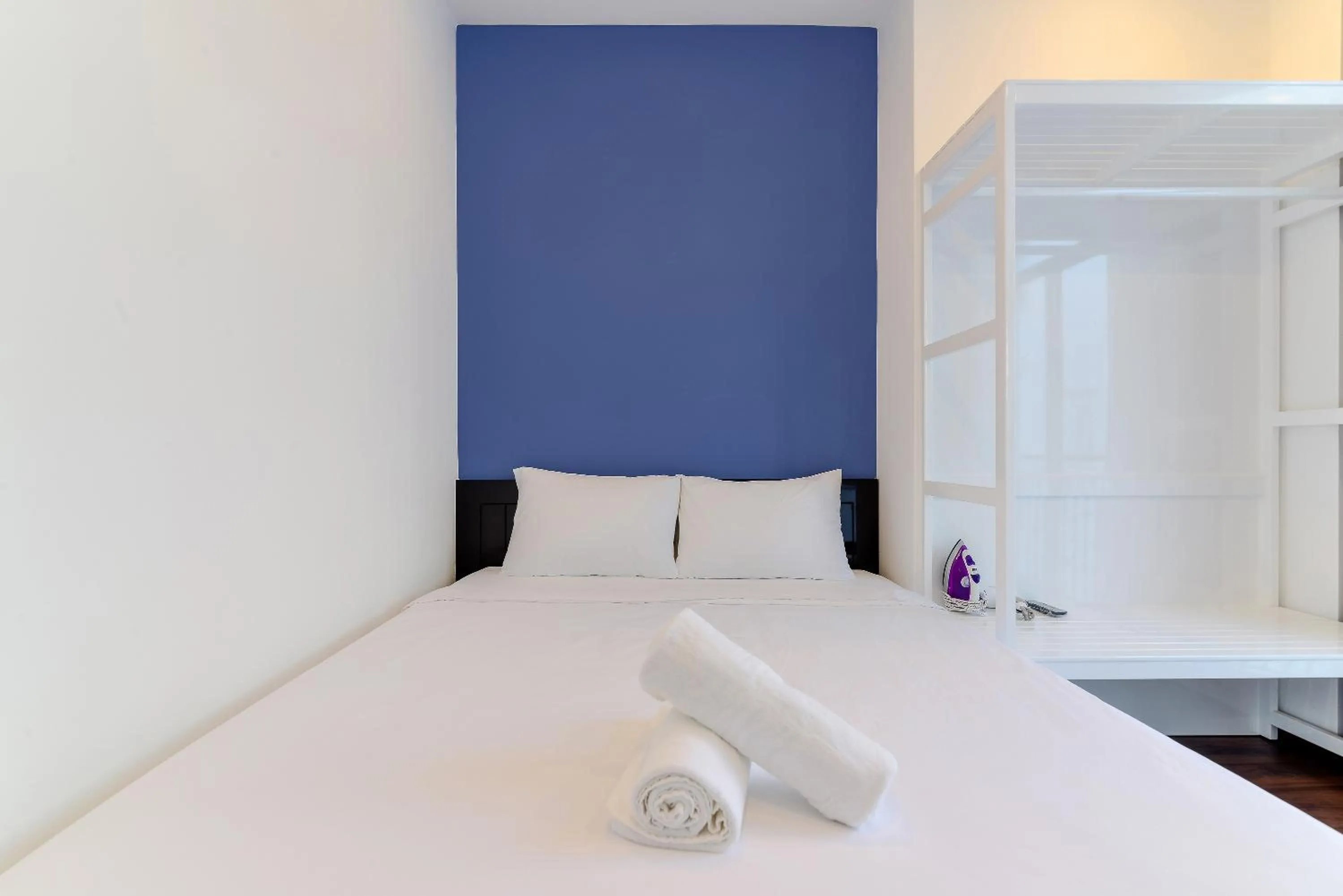 Bedroom, Bed in Cozrum Homes The Gallery Residence