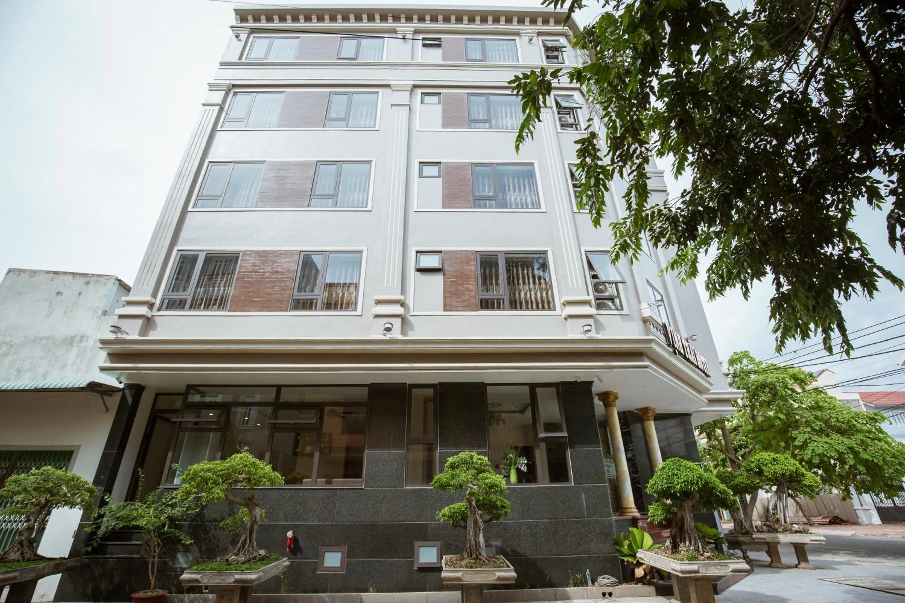 Property building in Lam Kiều Hotel