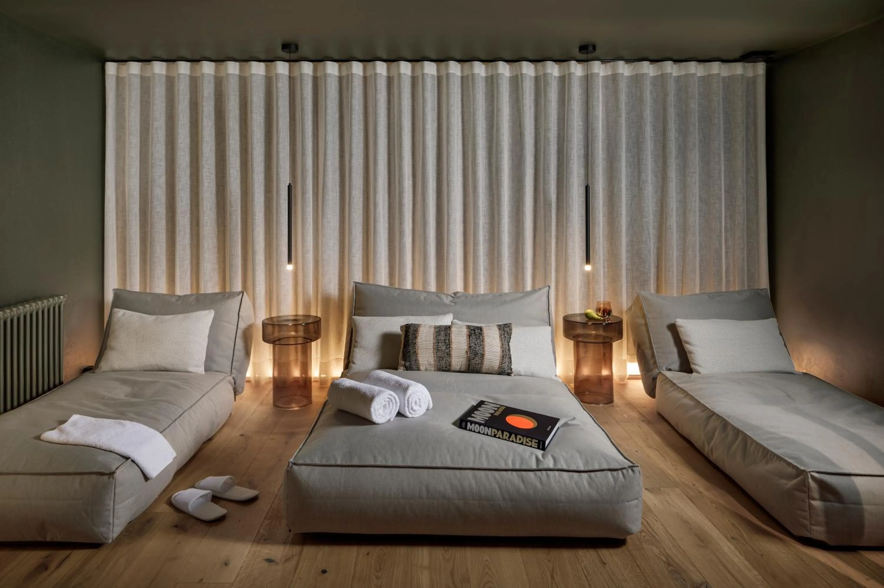 Sauna, Bed in Hotel Sport Klosters