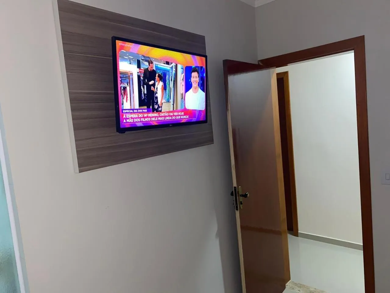 TV and multimedia in Hotel Quintino