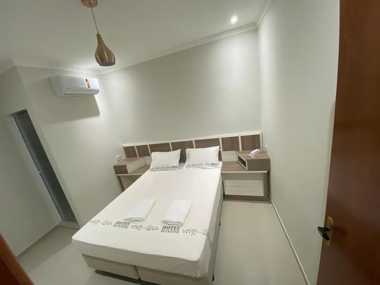 Bed in Hotel Quintino