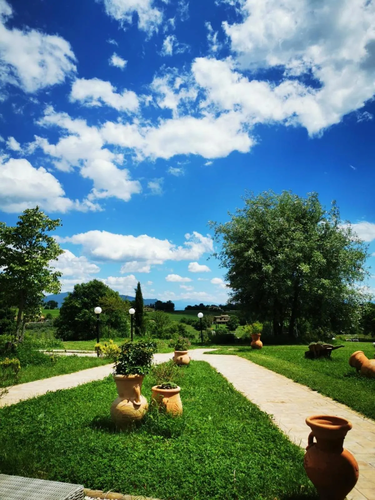 Garden in Dolce Farnetta en-Suite Spa & Yoga