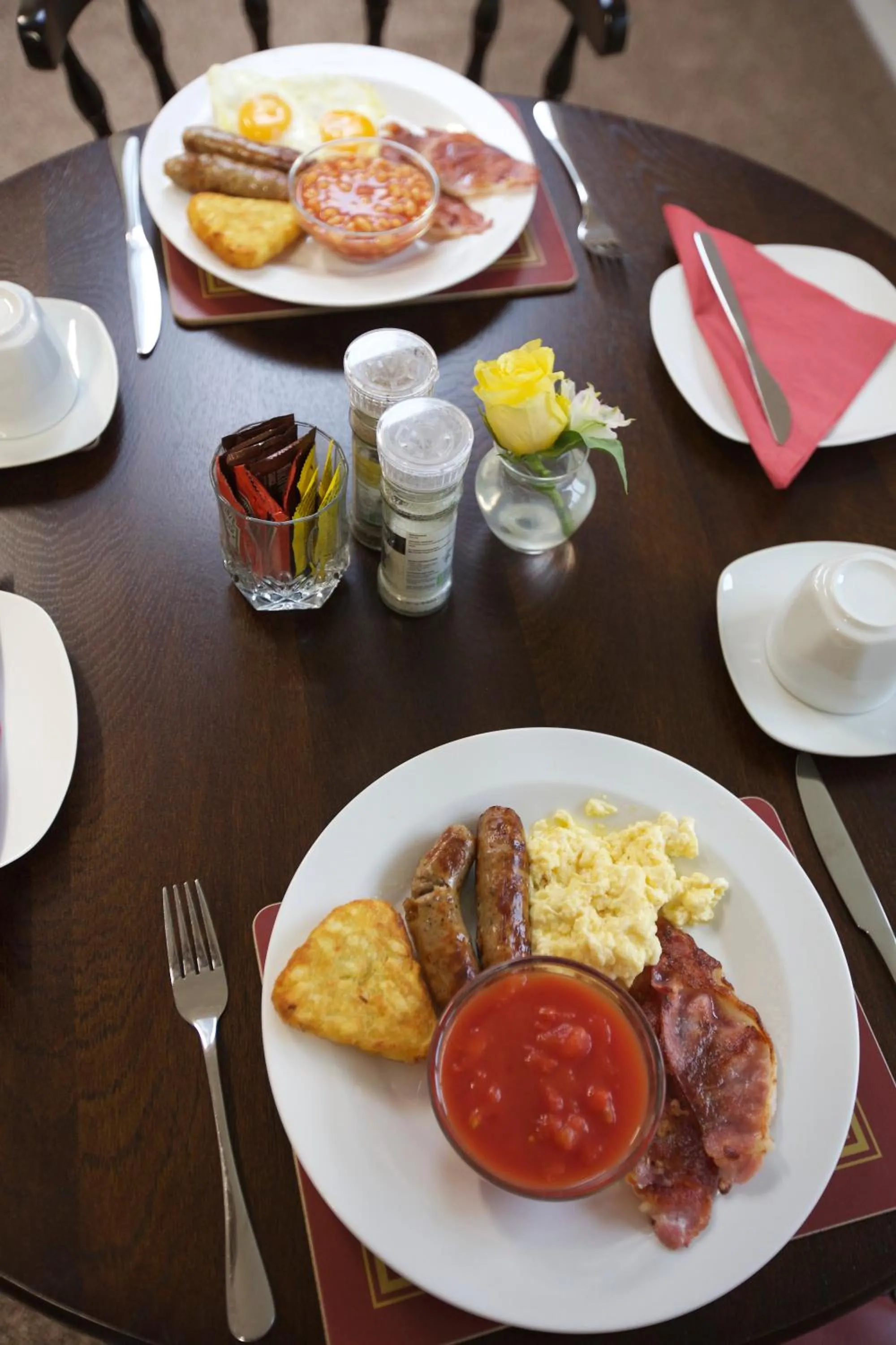 Breakfast in Trelaske Manor Cottage