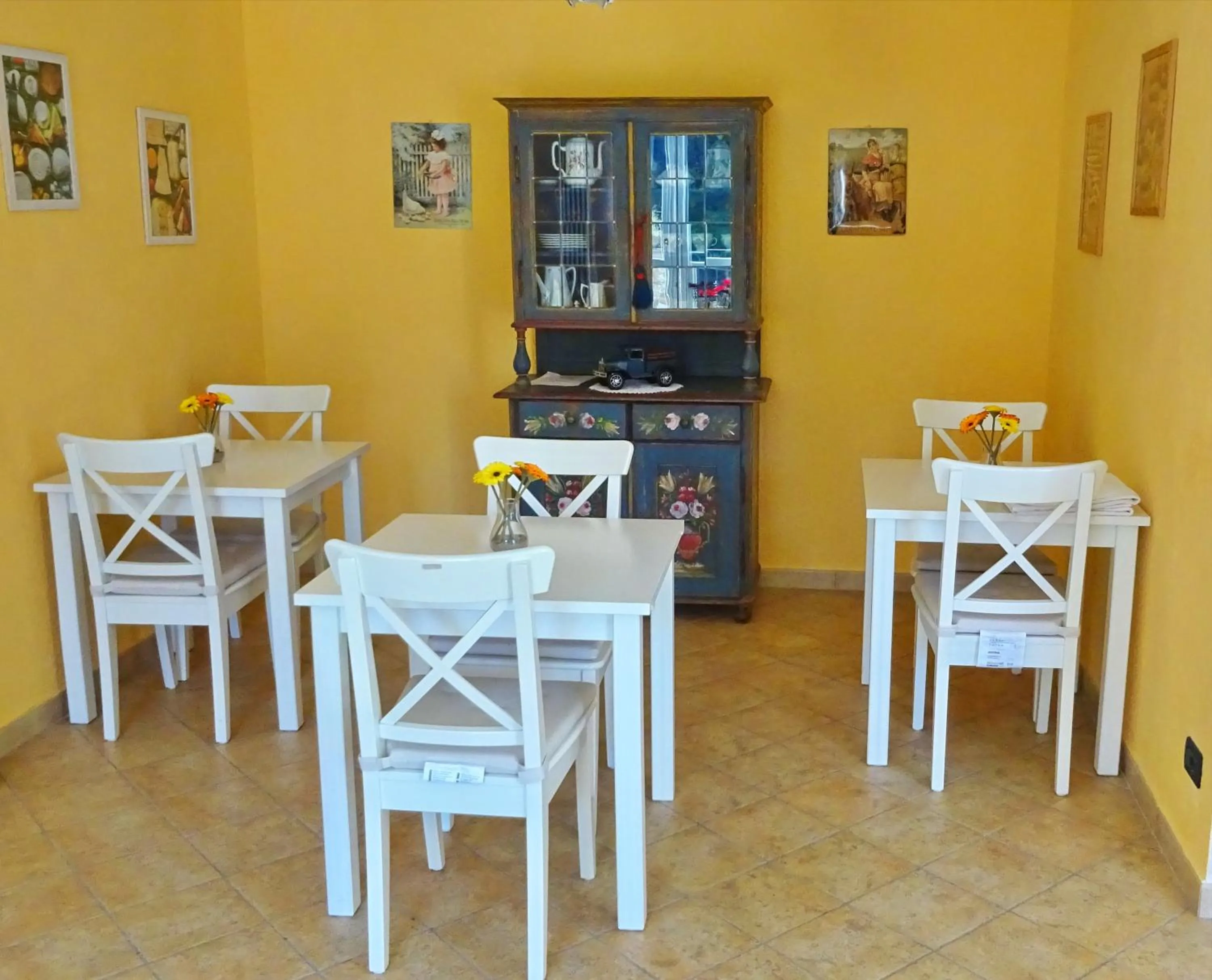 Lounge or bar in L'Allegra Brigata