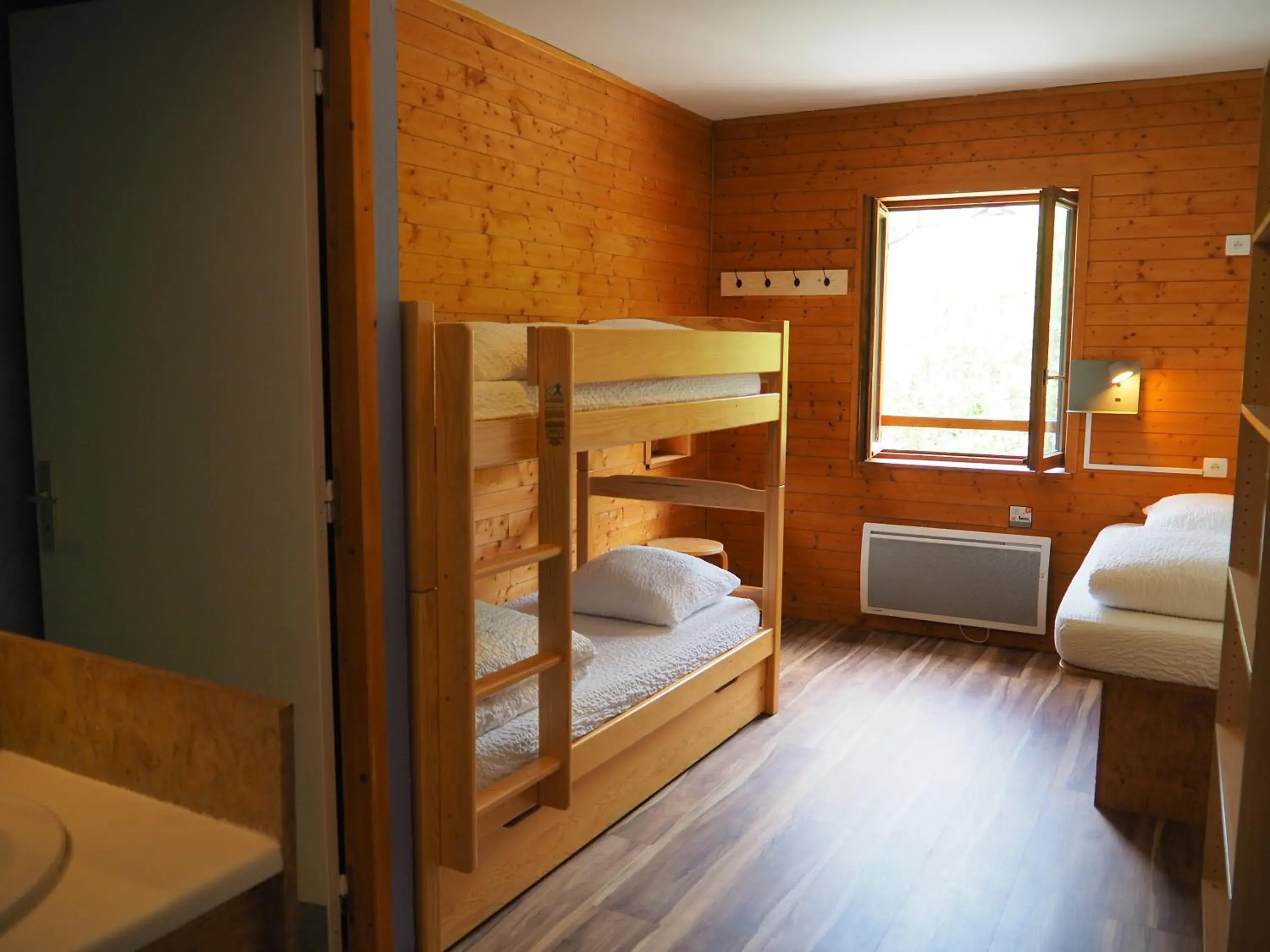 Triple Room with Shower - single occupancy in Auberge de Jeunesse HI La Clusaz Triple Room with Shower - single occupancy in Auberge de Jeunesse HI La Clusaz