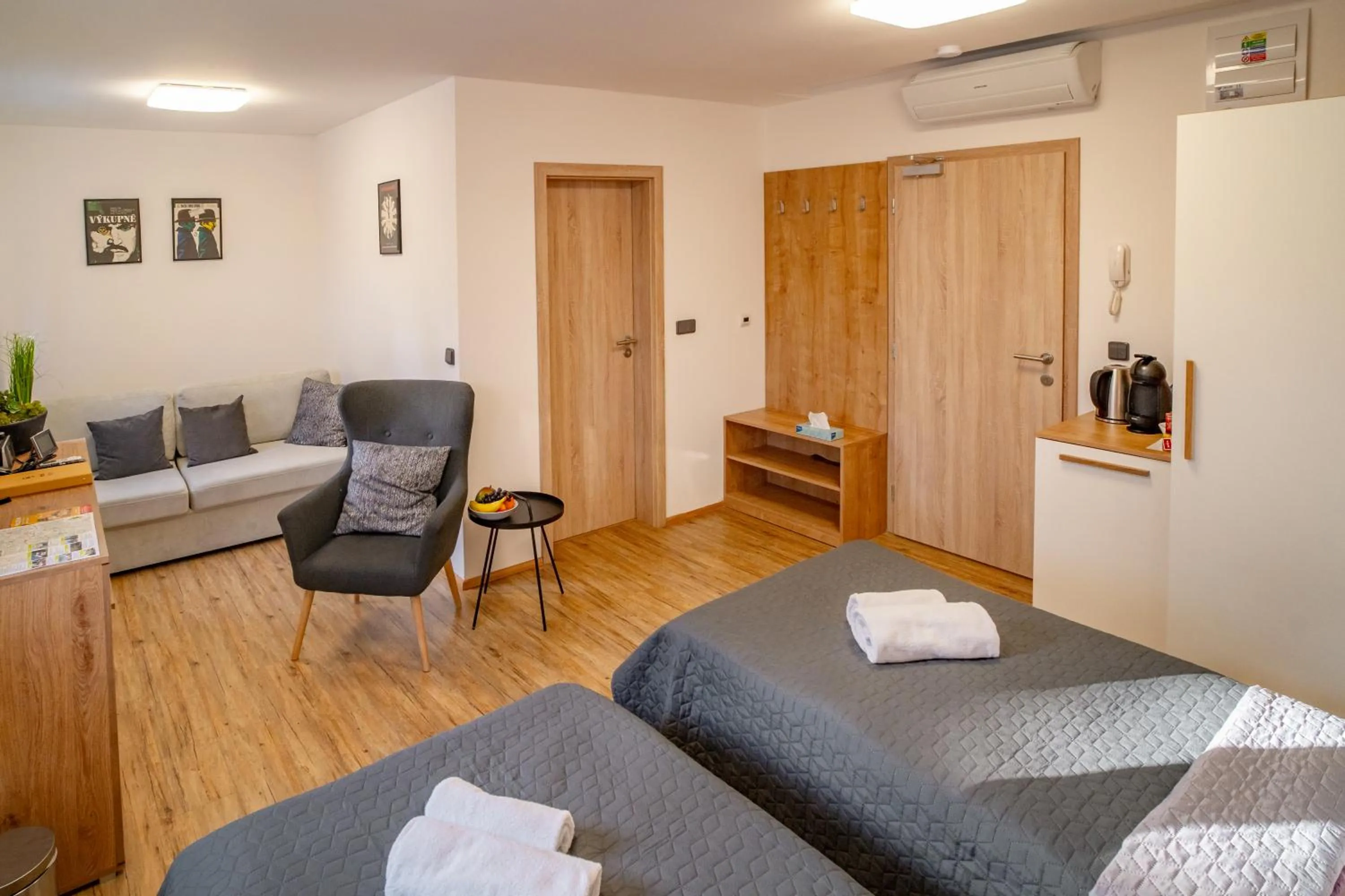 Photo of the whole room in Hotel Smrž