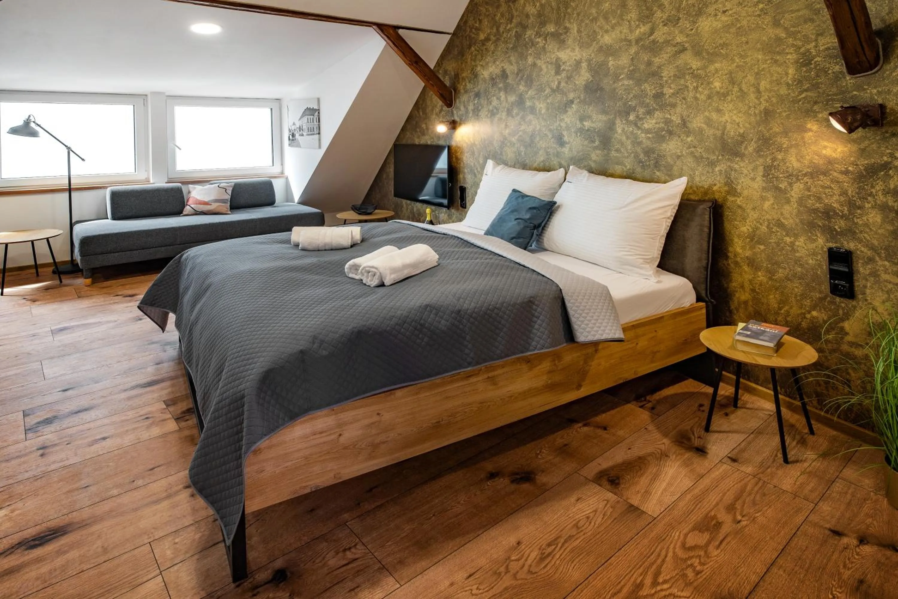 Bedroom, Bed in Hotel Smrž