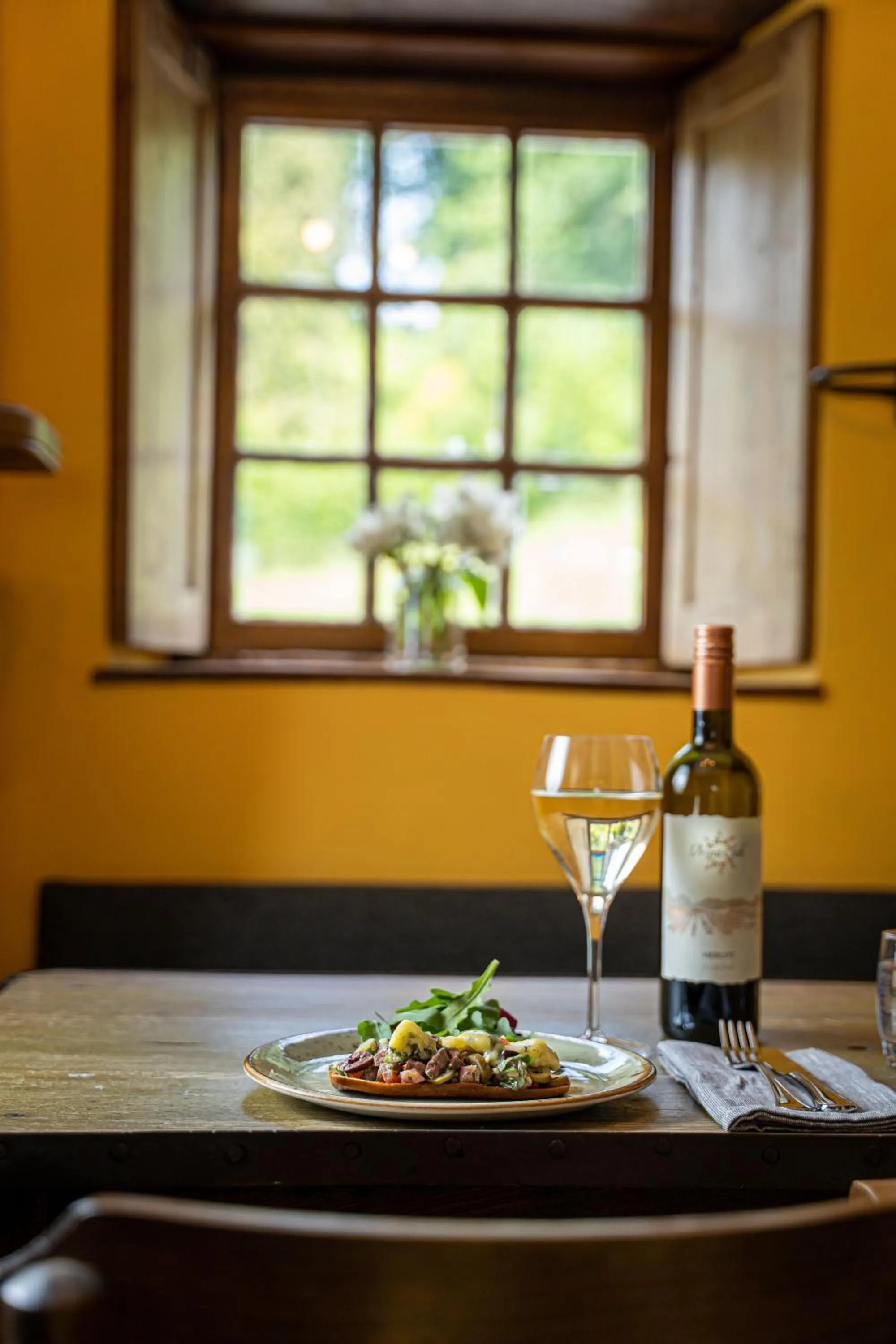 Food and drinks in Rising Sun Pub, Restaurant and Rooms