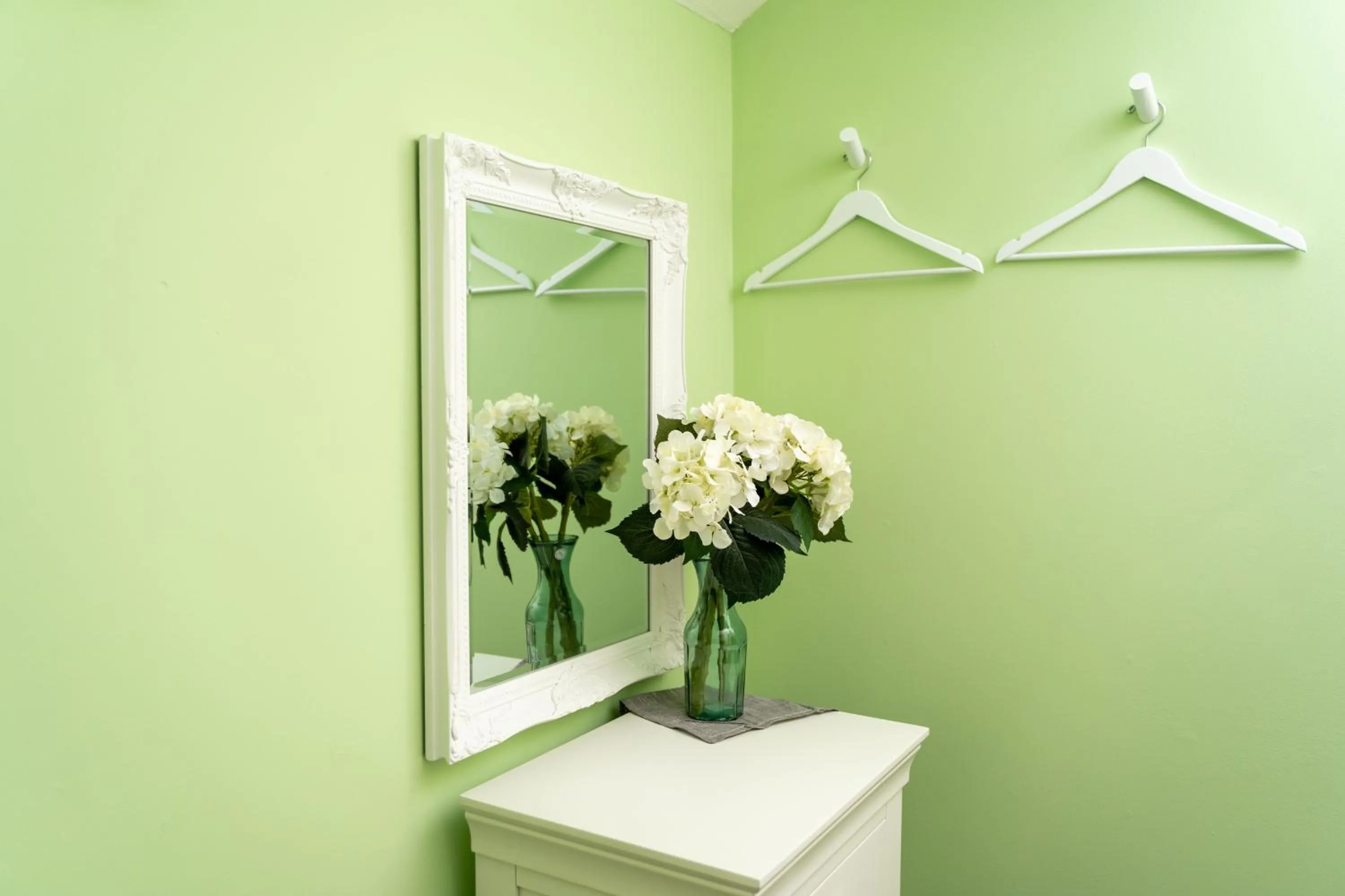 Bedroom in Rising Sun Pub, Restaurant and Rooms