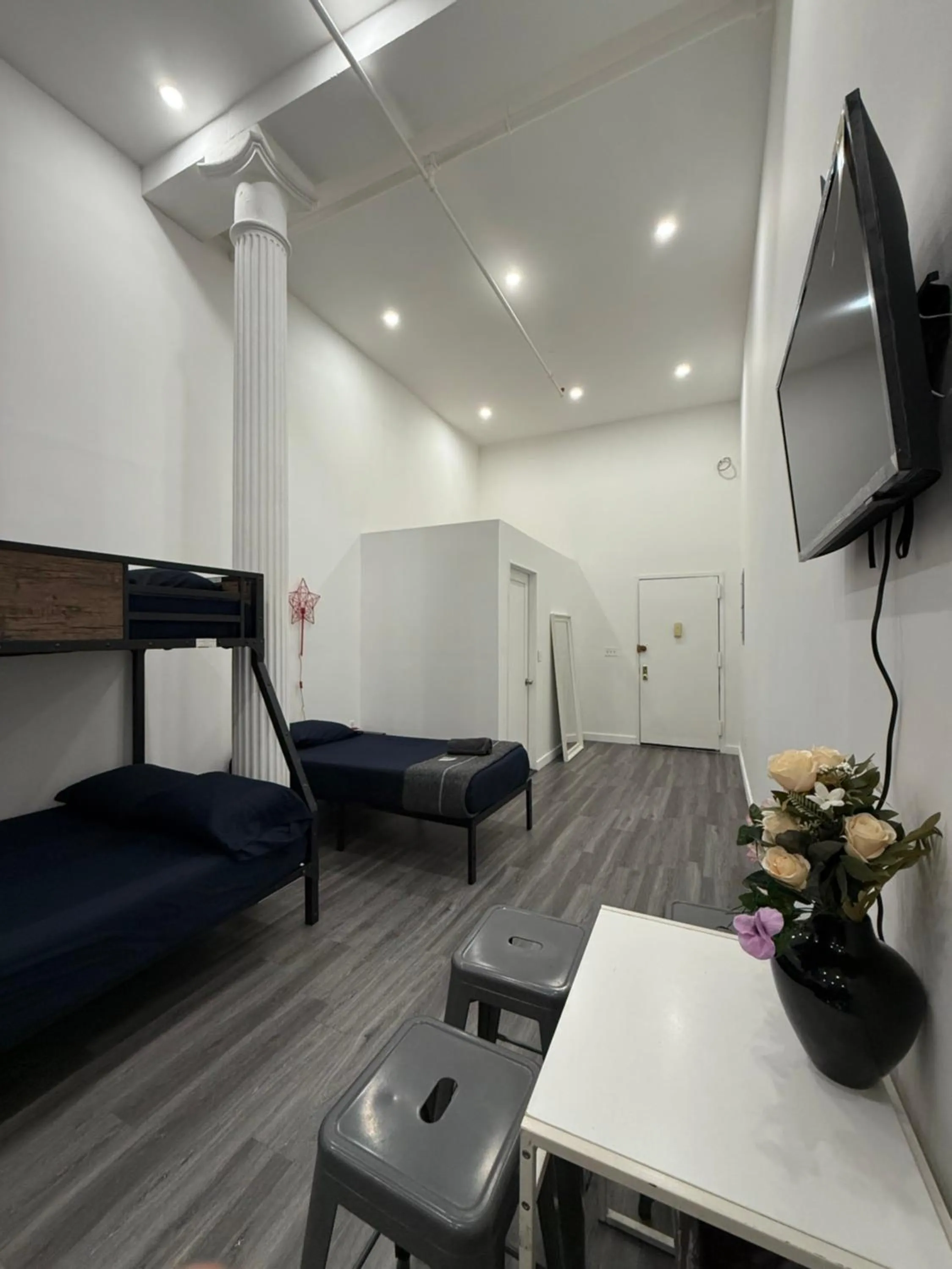 Bed in 31 Street Broadway Hotel