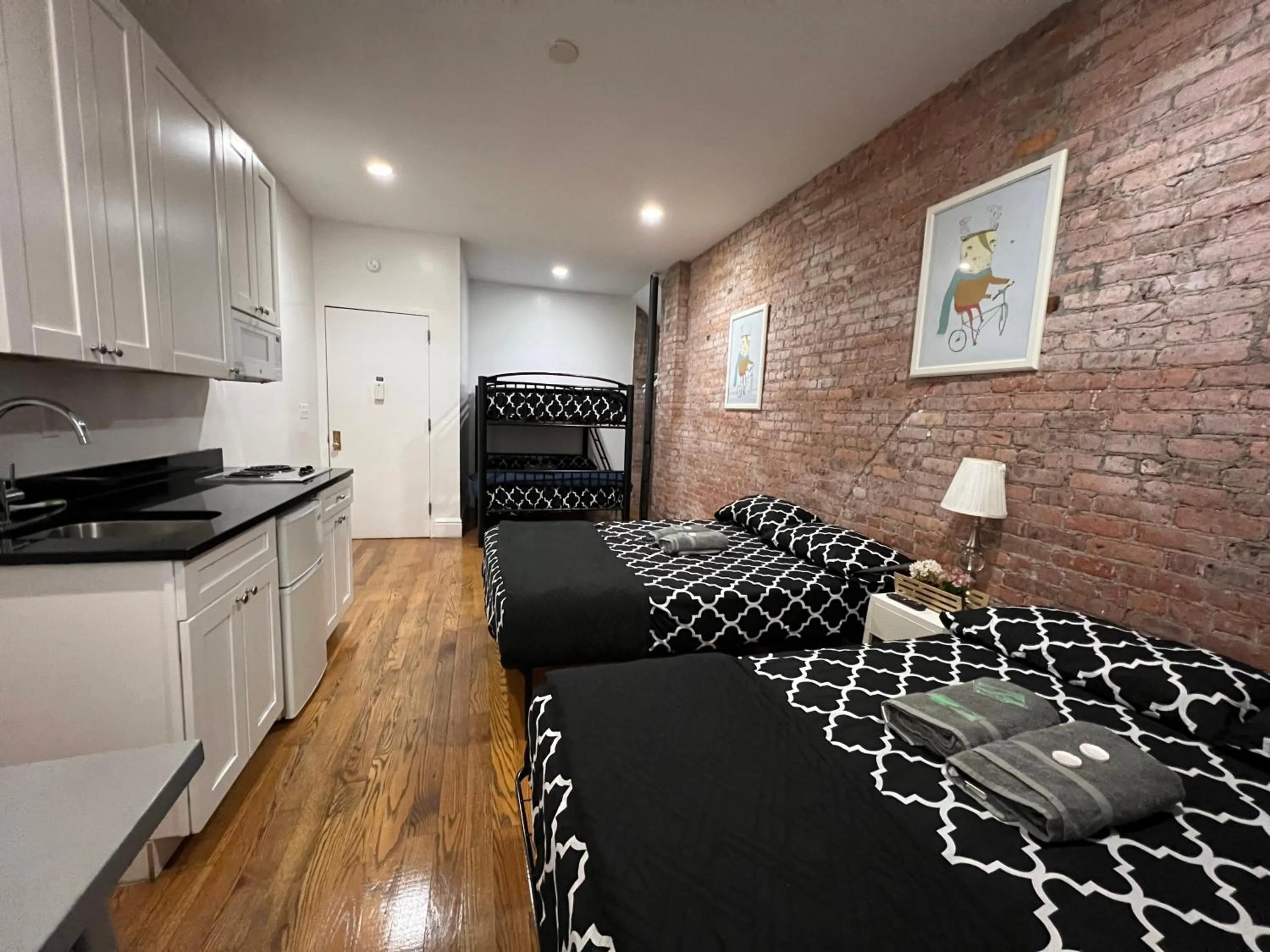 Bed in 31 Street Broadway Hotel