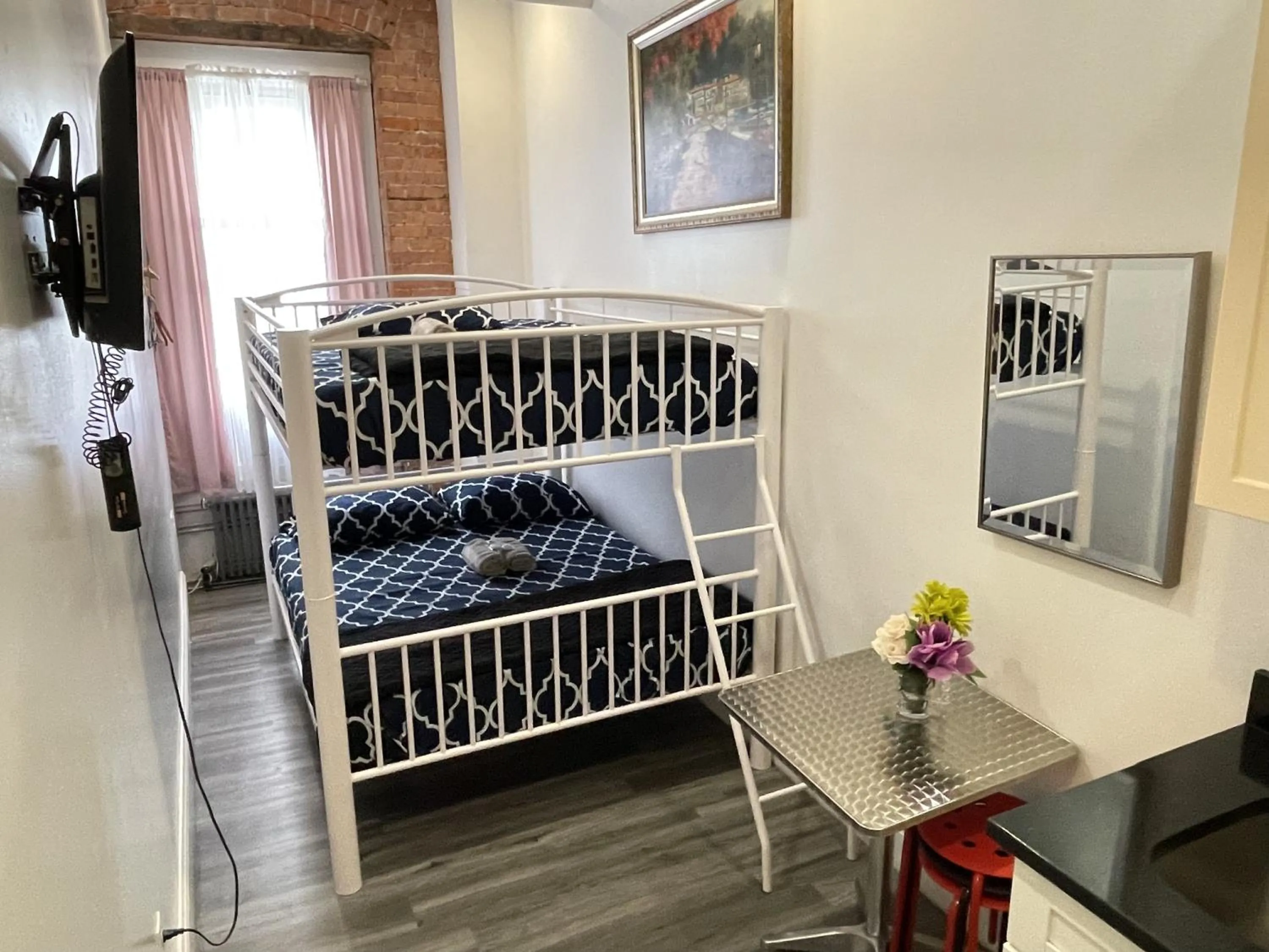 Bed in 31 Street Broadway Hotel