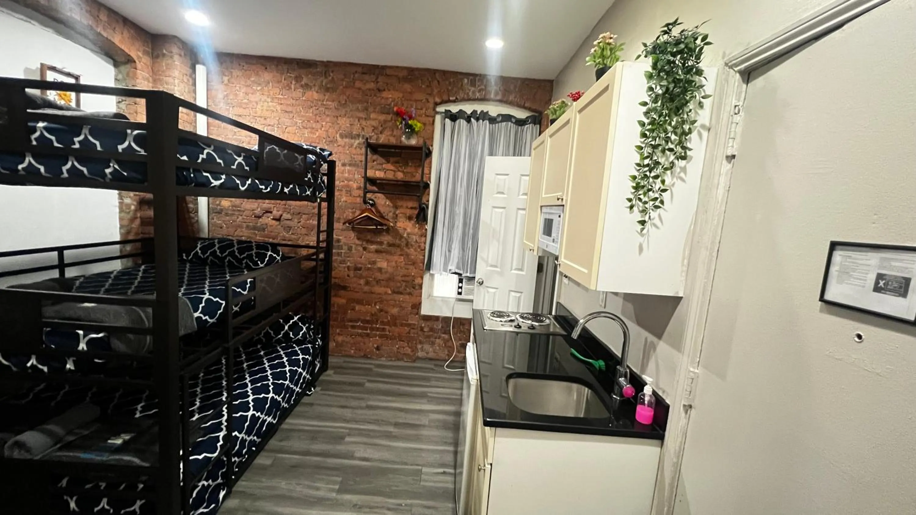 Bed in 31 Street Broadway Hotel