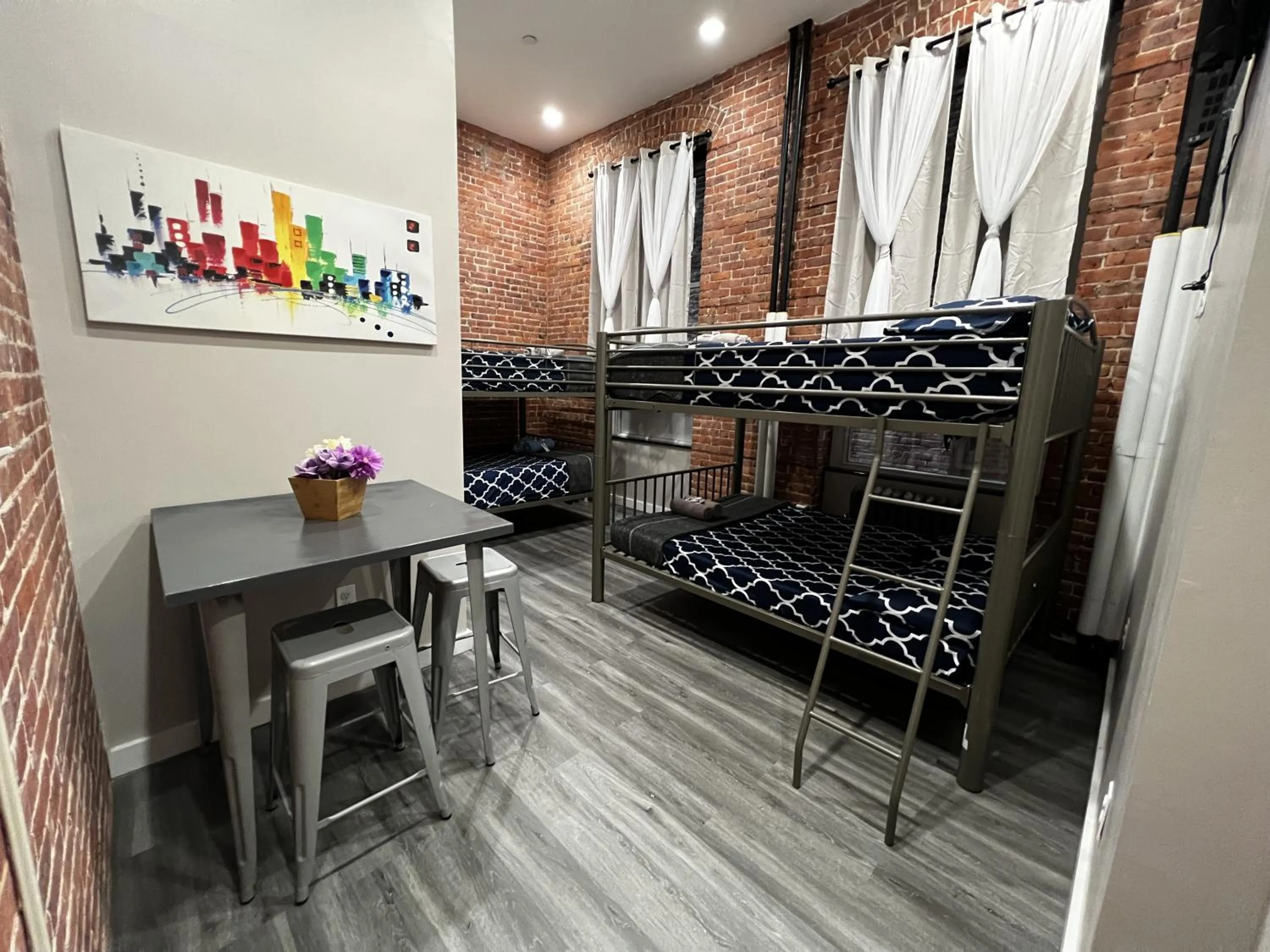 31 Street Broadway Hotel