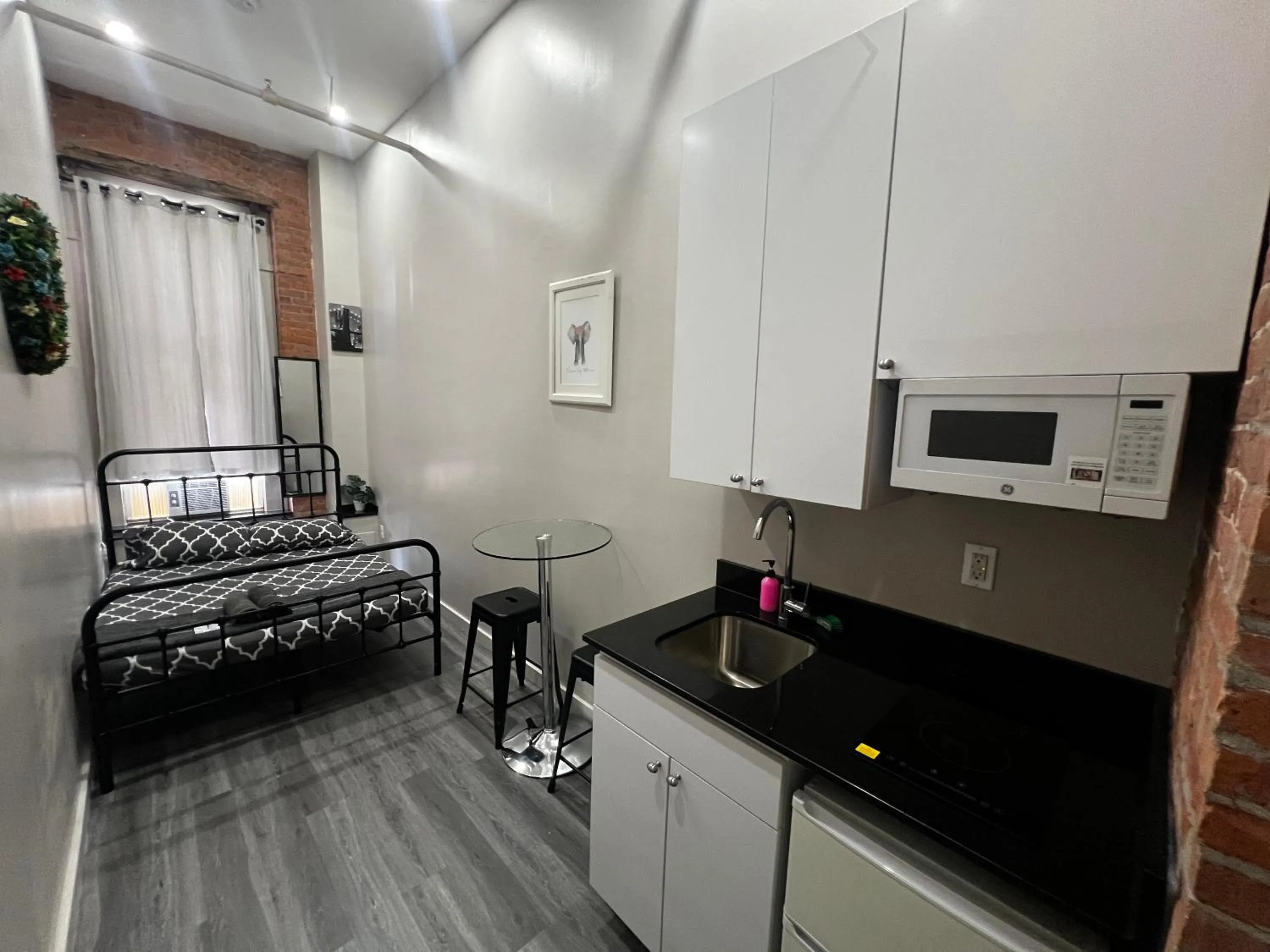 Bed in 31 Street Broadway Hotel