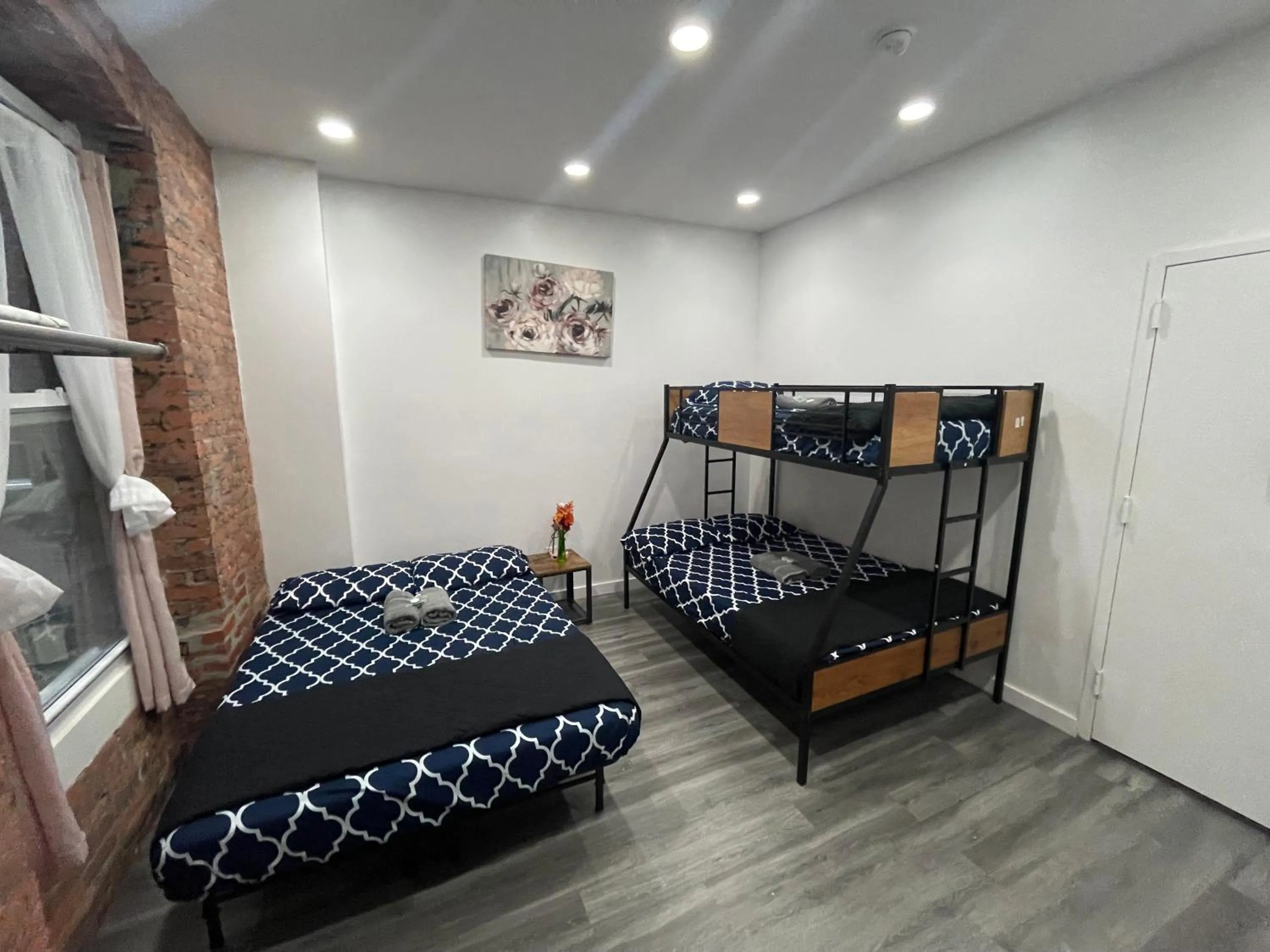 Bed in 31 Street Broadway Hotel