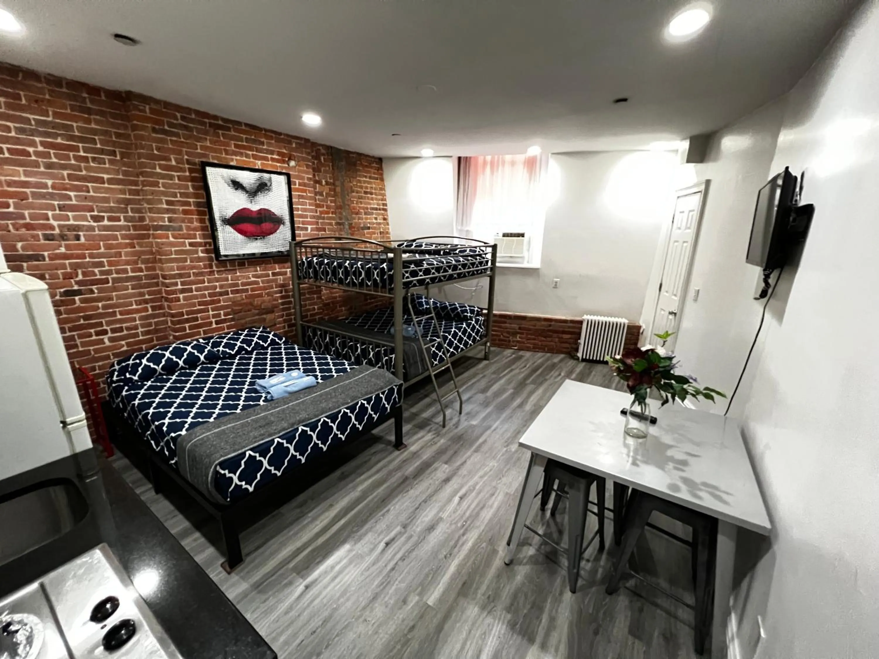 Bed in 31 Street Broadway Hotel