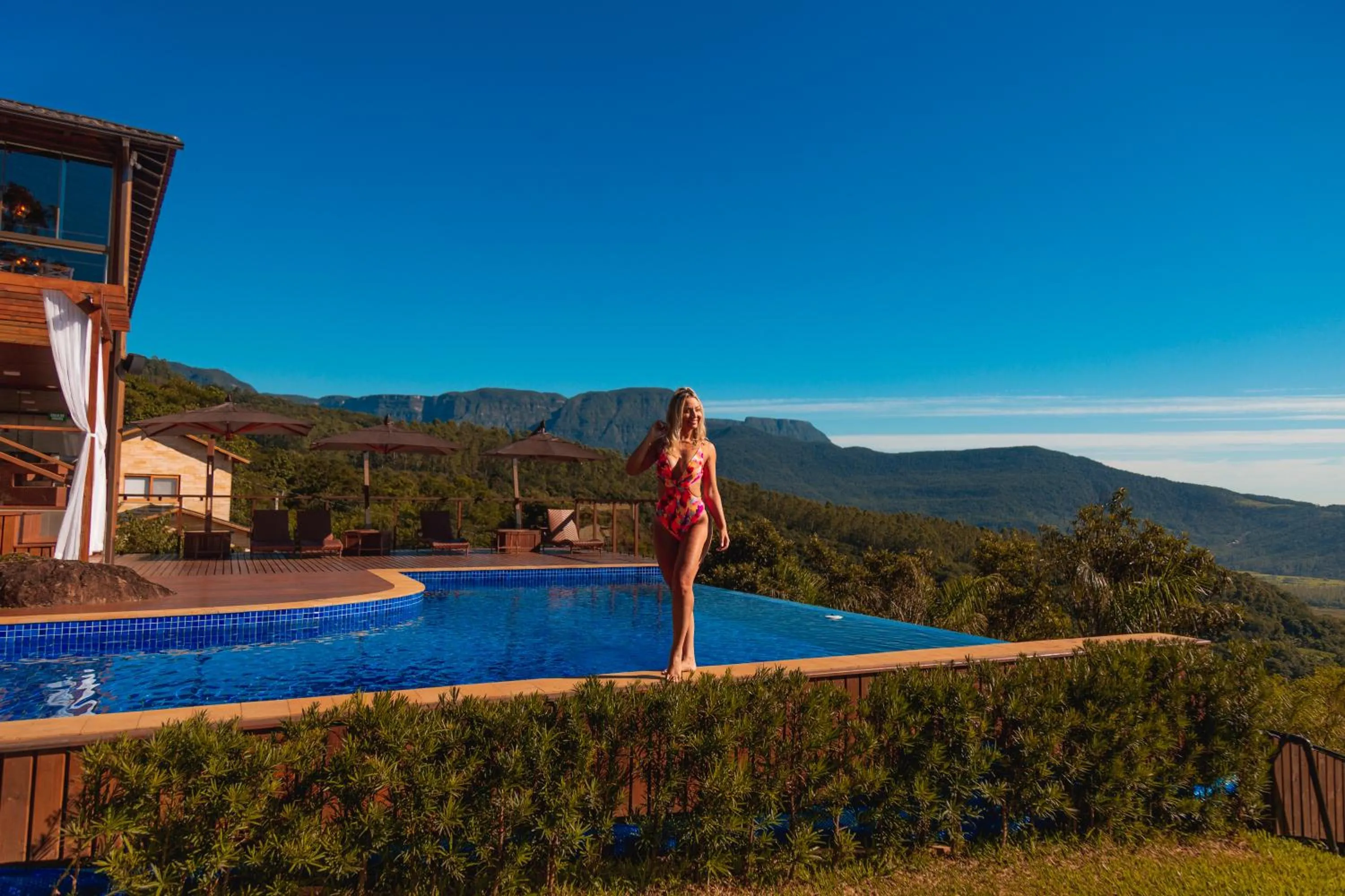 Swimming pool in Discovery Canyon