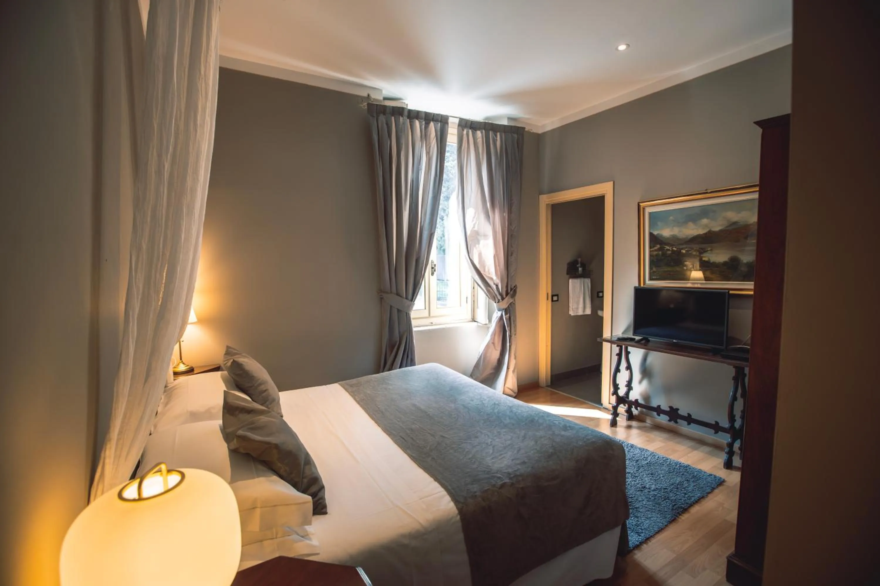 Bed in Villa Mimosa au Lac - Estella Hotels Italia