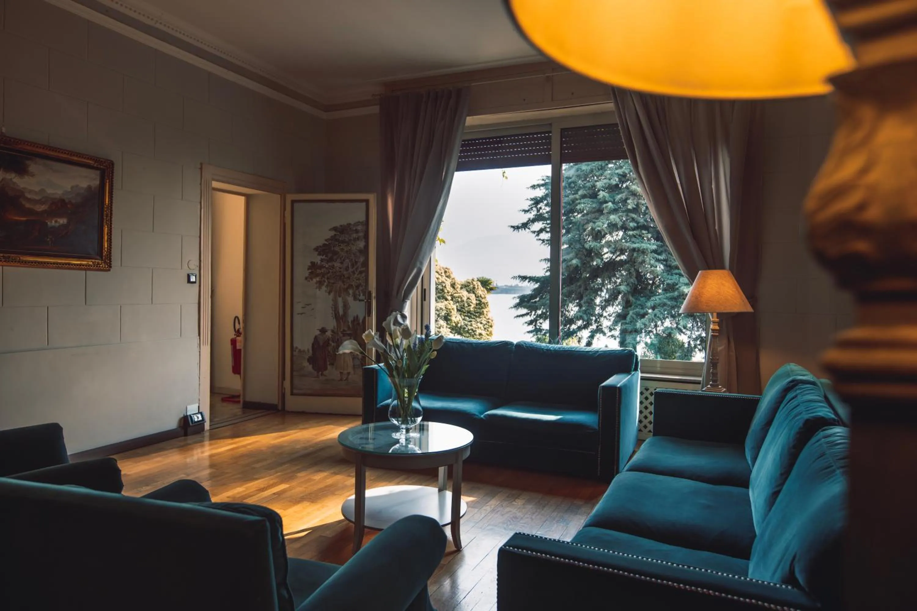 Seating area in Villa Mimosa au Lac - Estella Hotels Italia