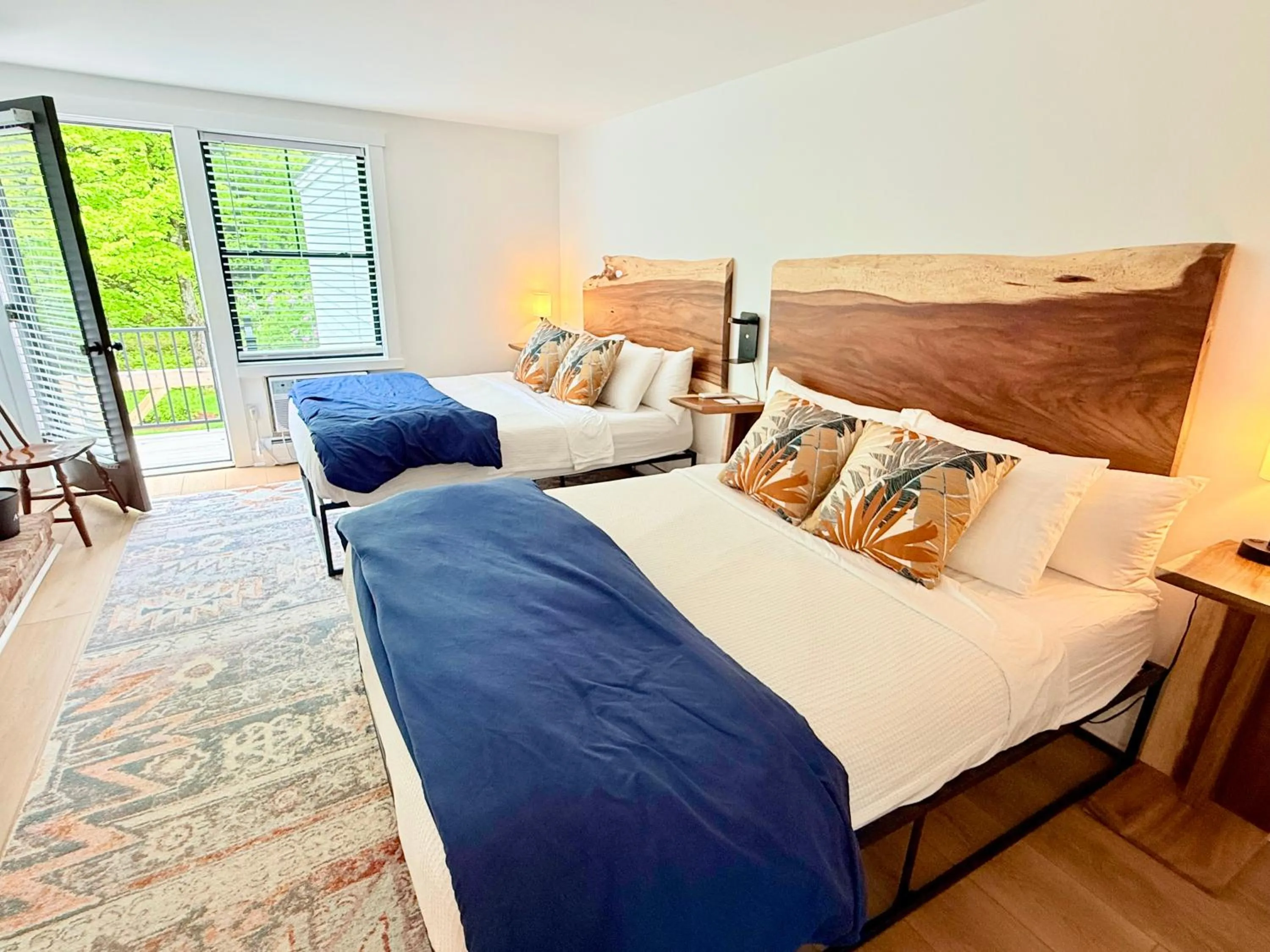 Bed in Farm Road Estate