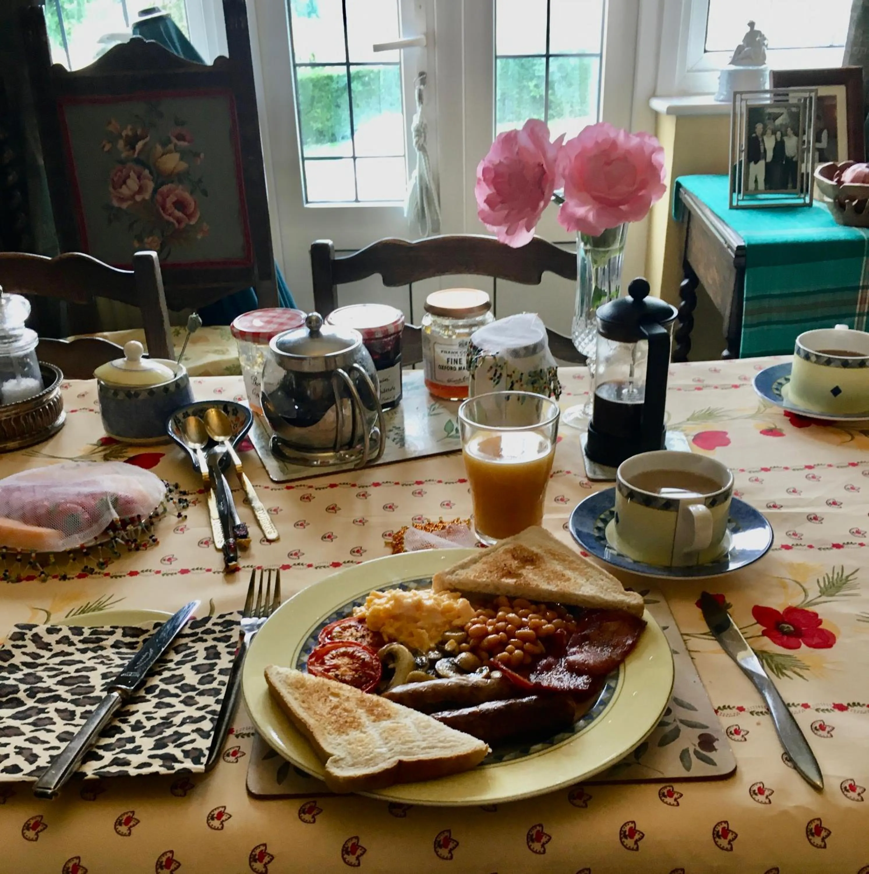 English/Irish breakfast in Rosemary Cottage