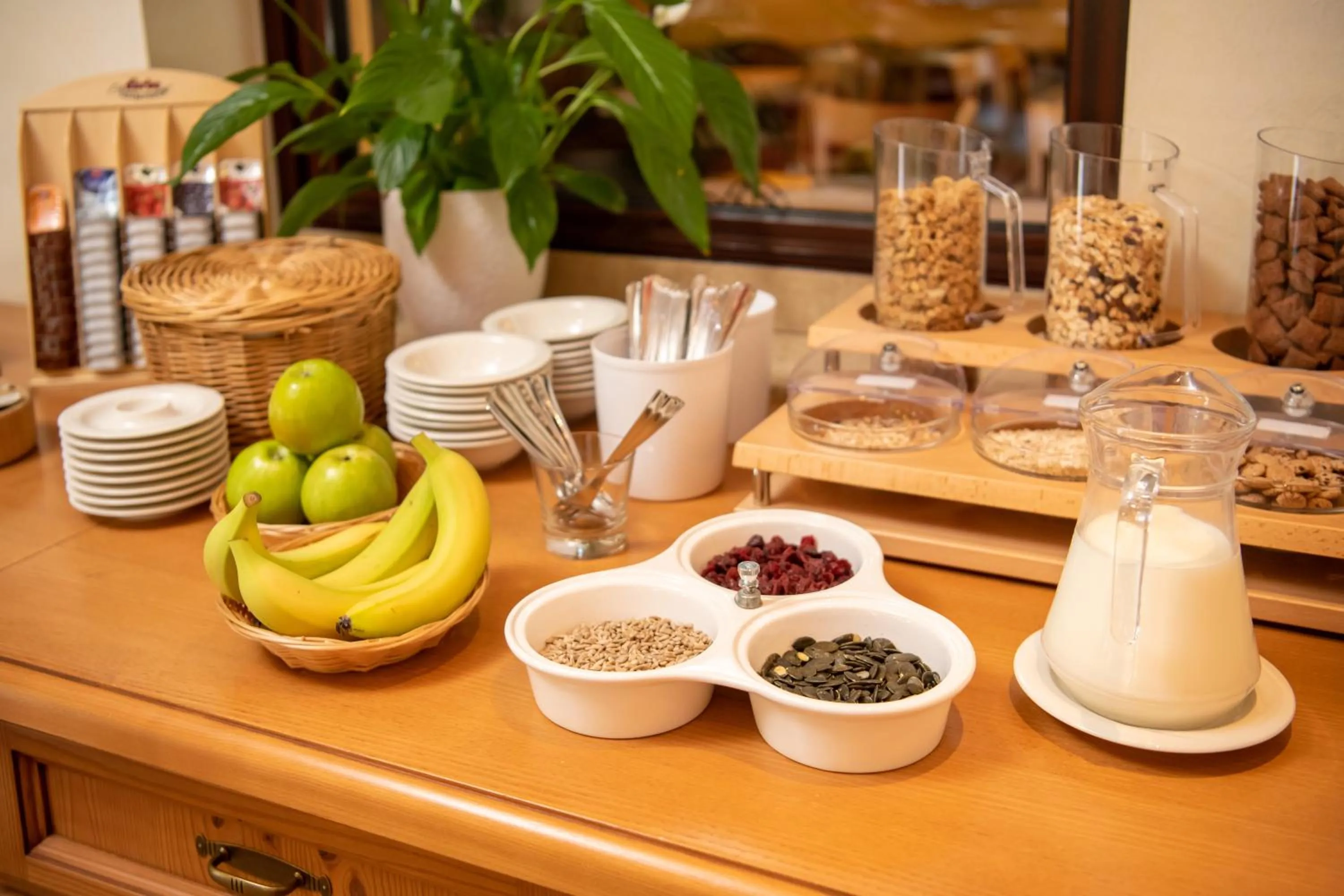 Buffet breakfast in Hotel Zum Steinhof