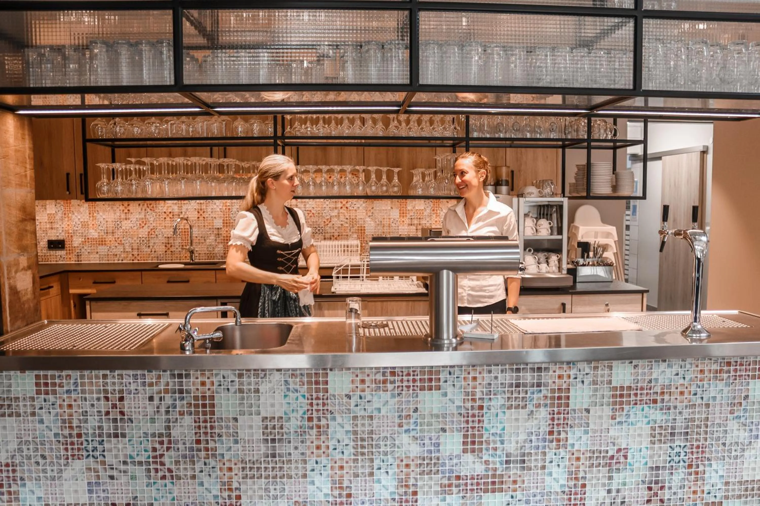 Restaurant/places to eat in Altes Kurhaus Landhotel