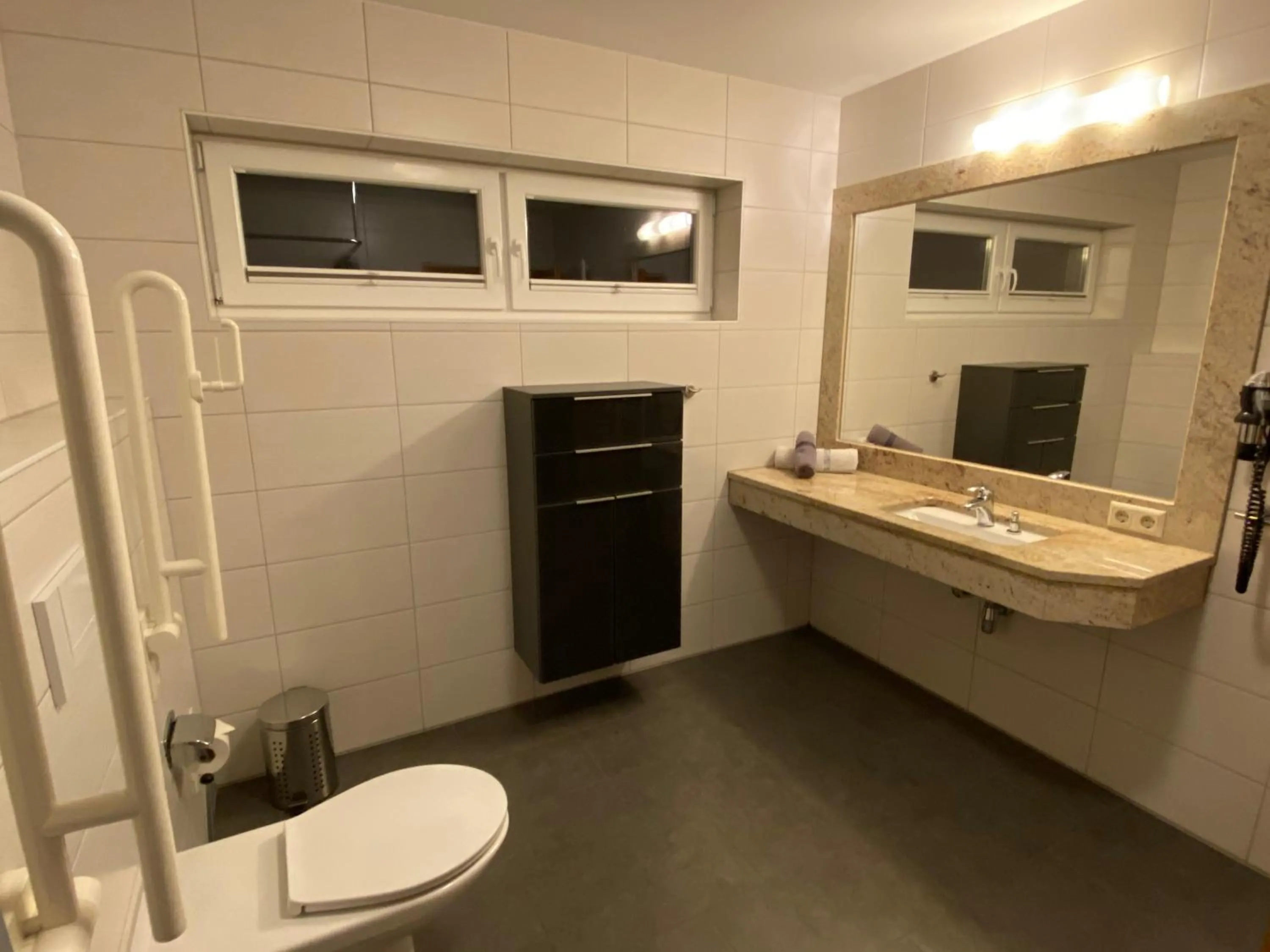 Bathroom in Hotel am Untersee