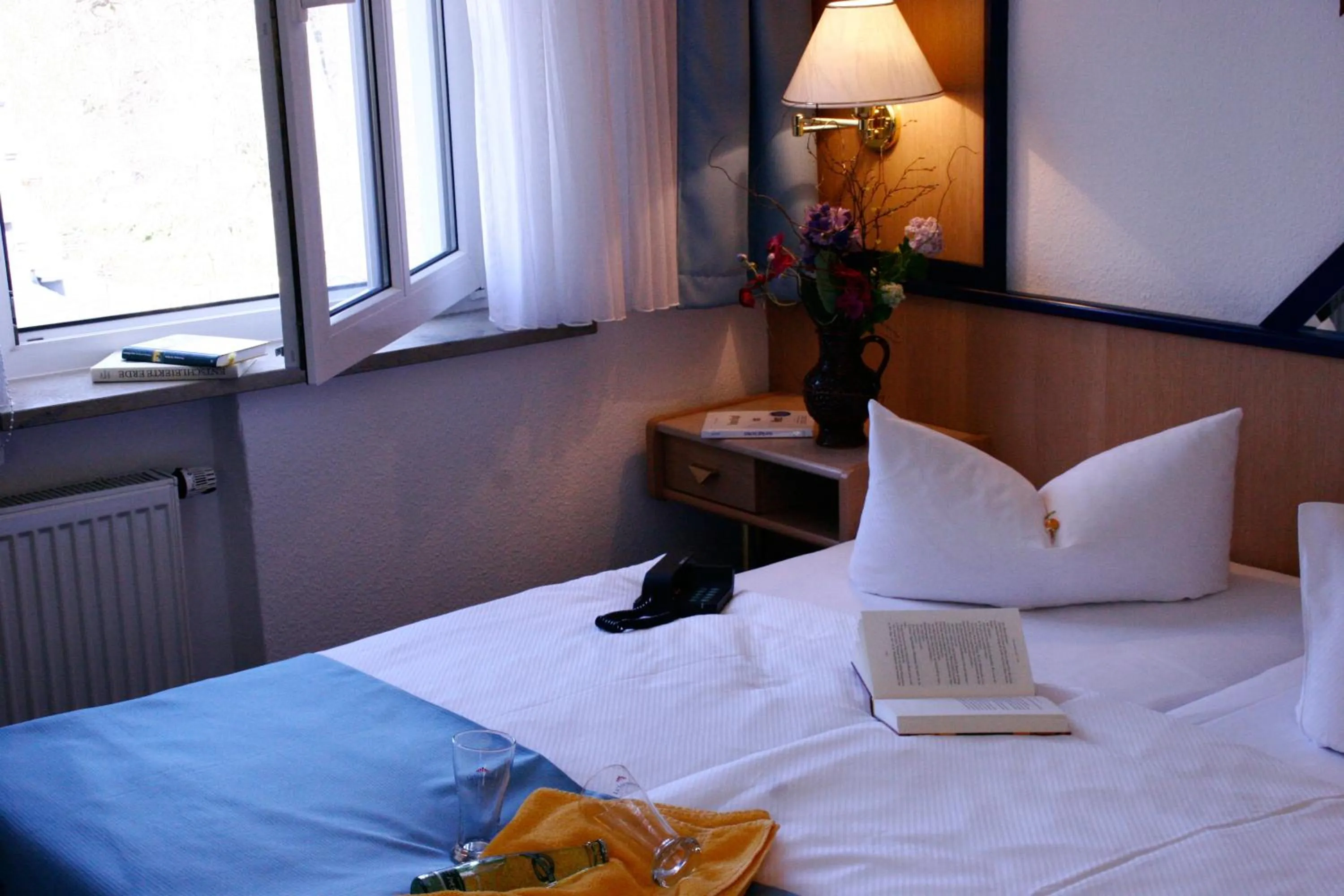 Photo of the whole room, Bed in Parkhotel Helene