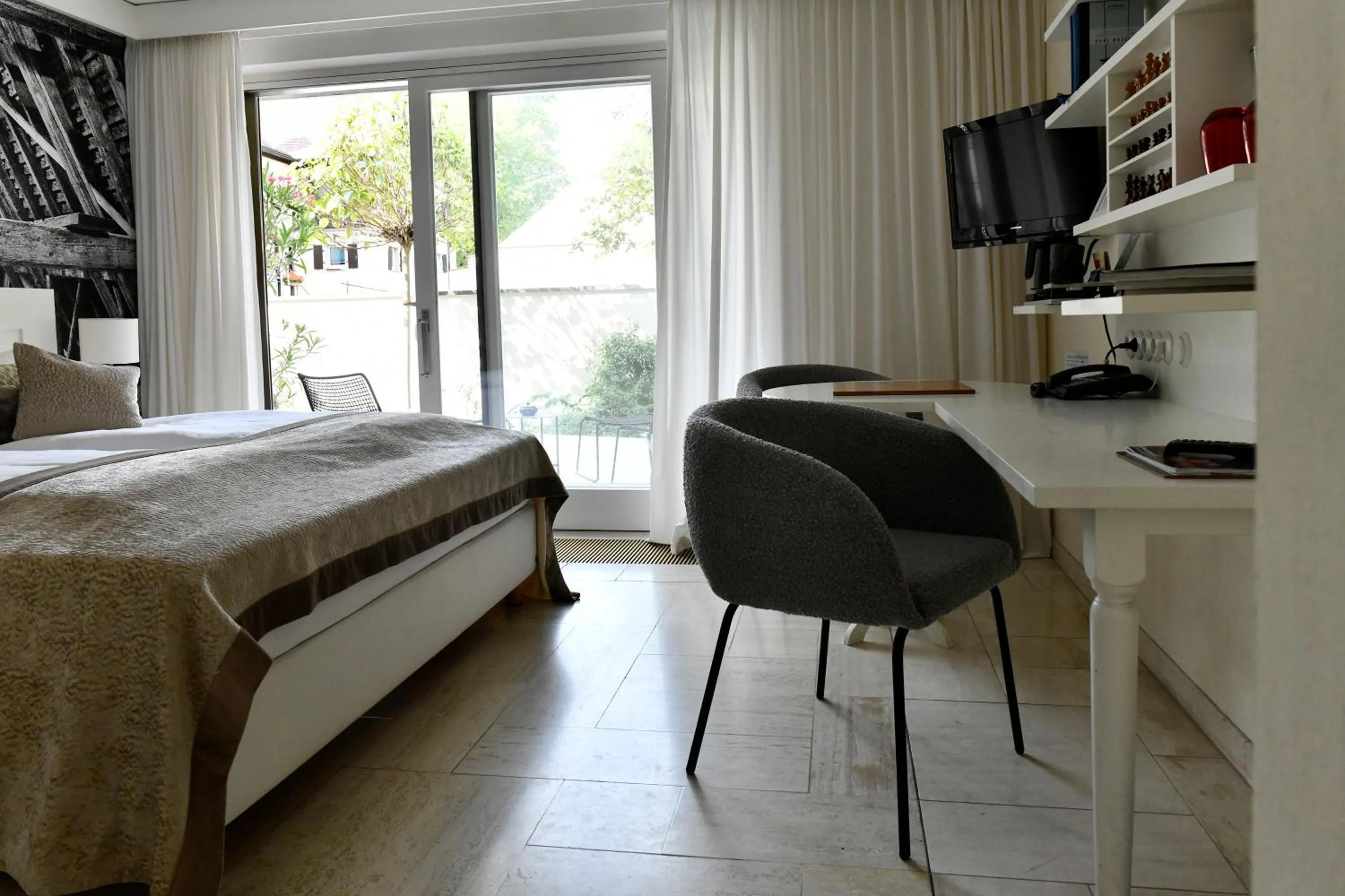 Bed in Villa Mittermeier, Hotellerie & Restaurant