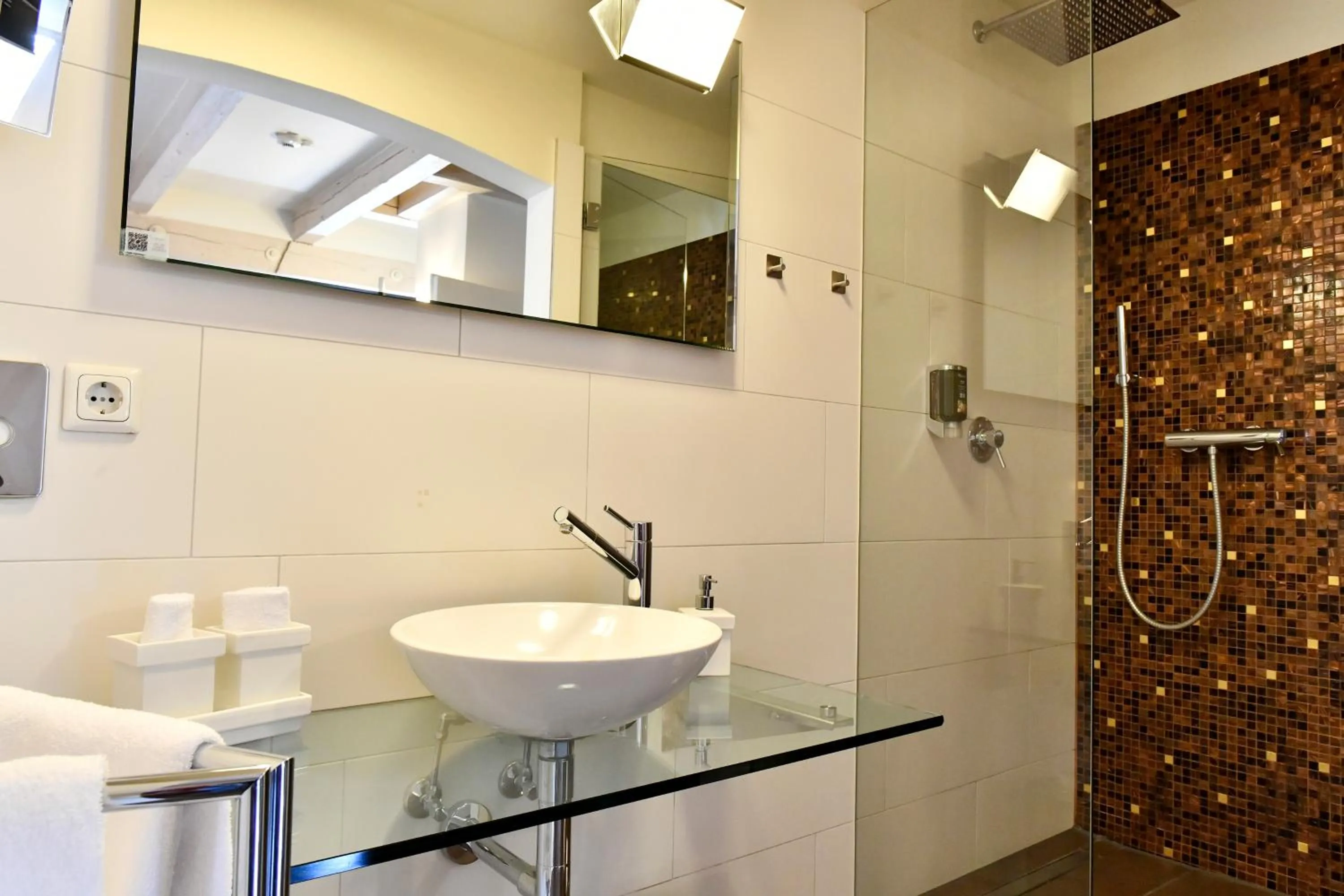 Bathroom in Villa Mittermeier, Hotellerie & Restaurant