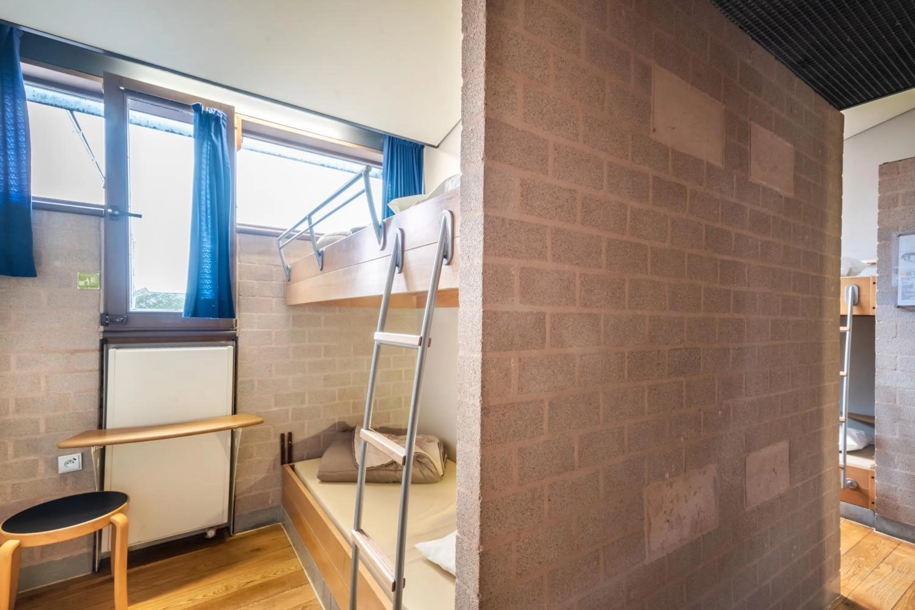 bunk bed in Auberge de Jeunesse de Mons