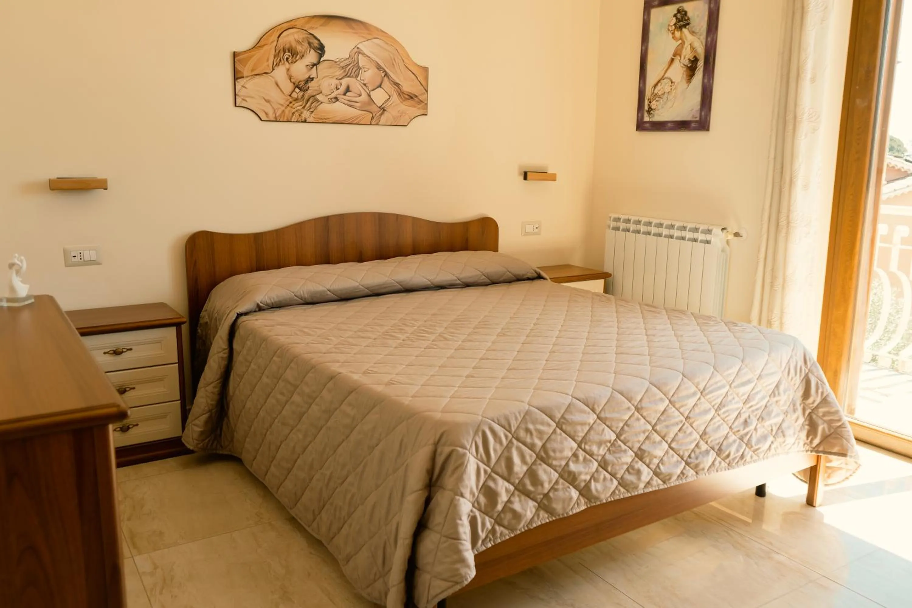 Bed in Etna Royal View