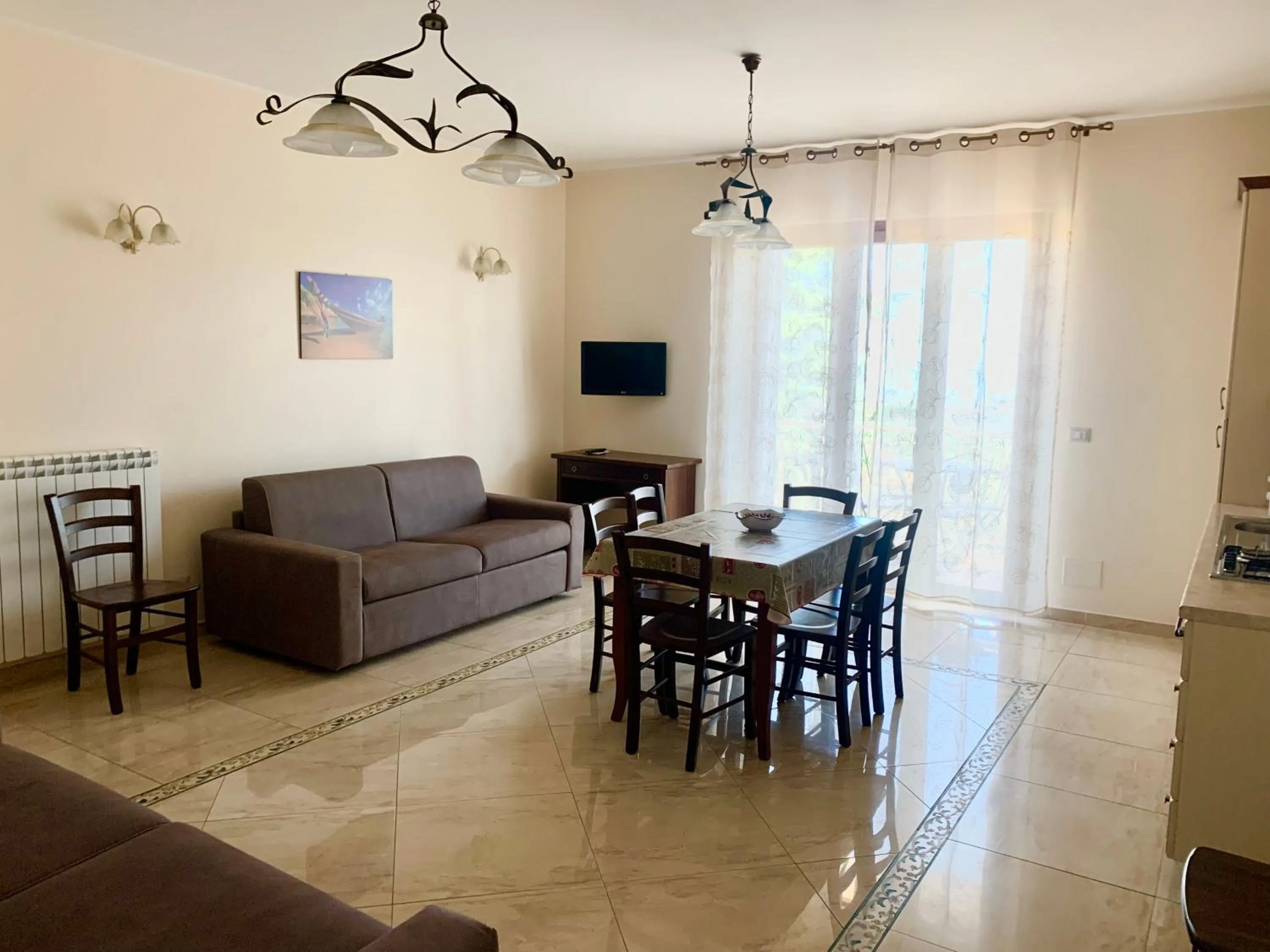 Living room in Etna Royal View