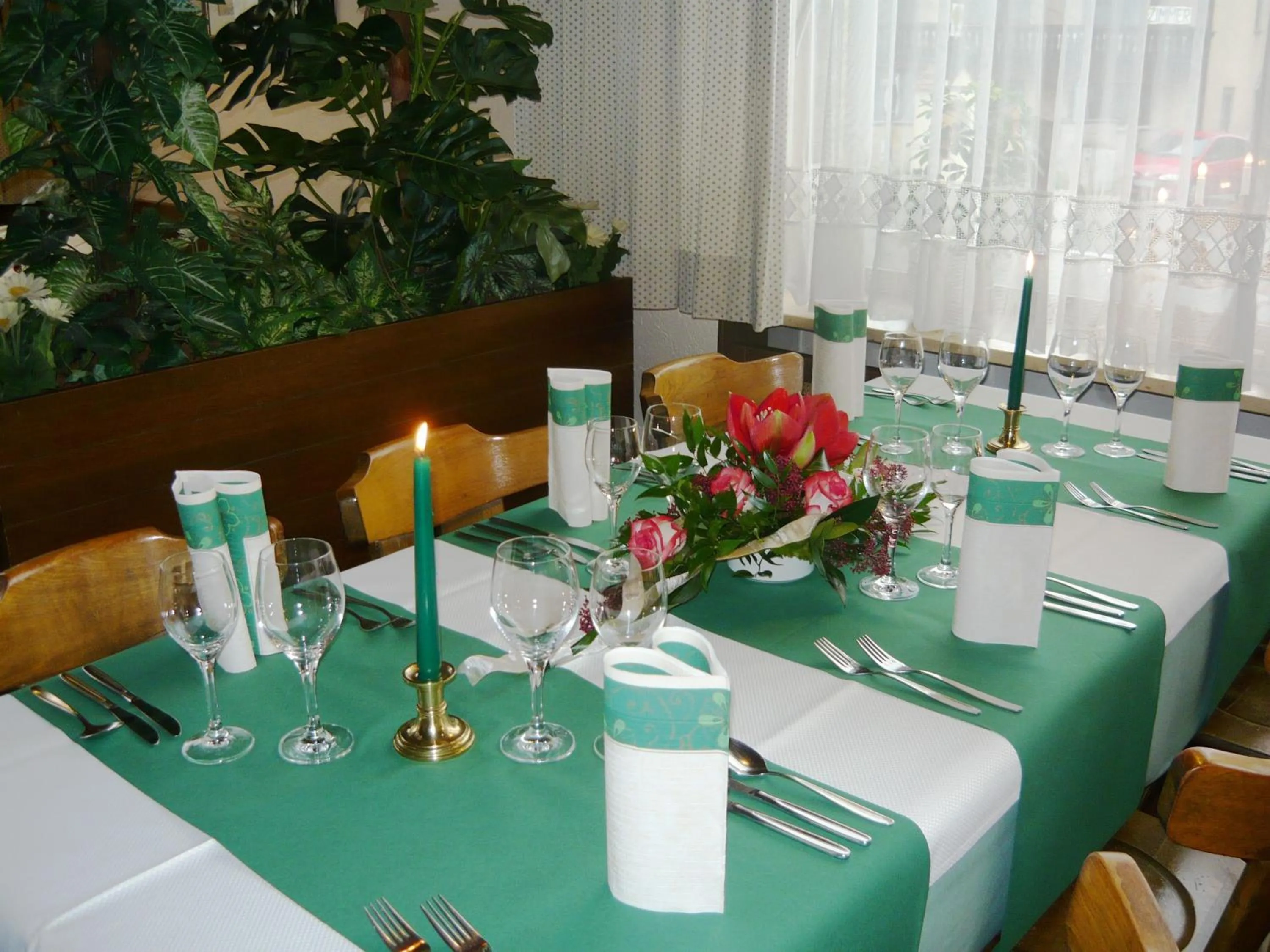 Restaurant/places to eat in Hotel Gasthof Herderich