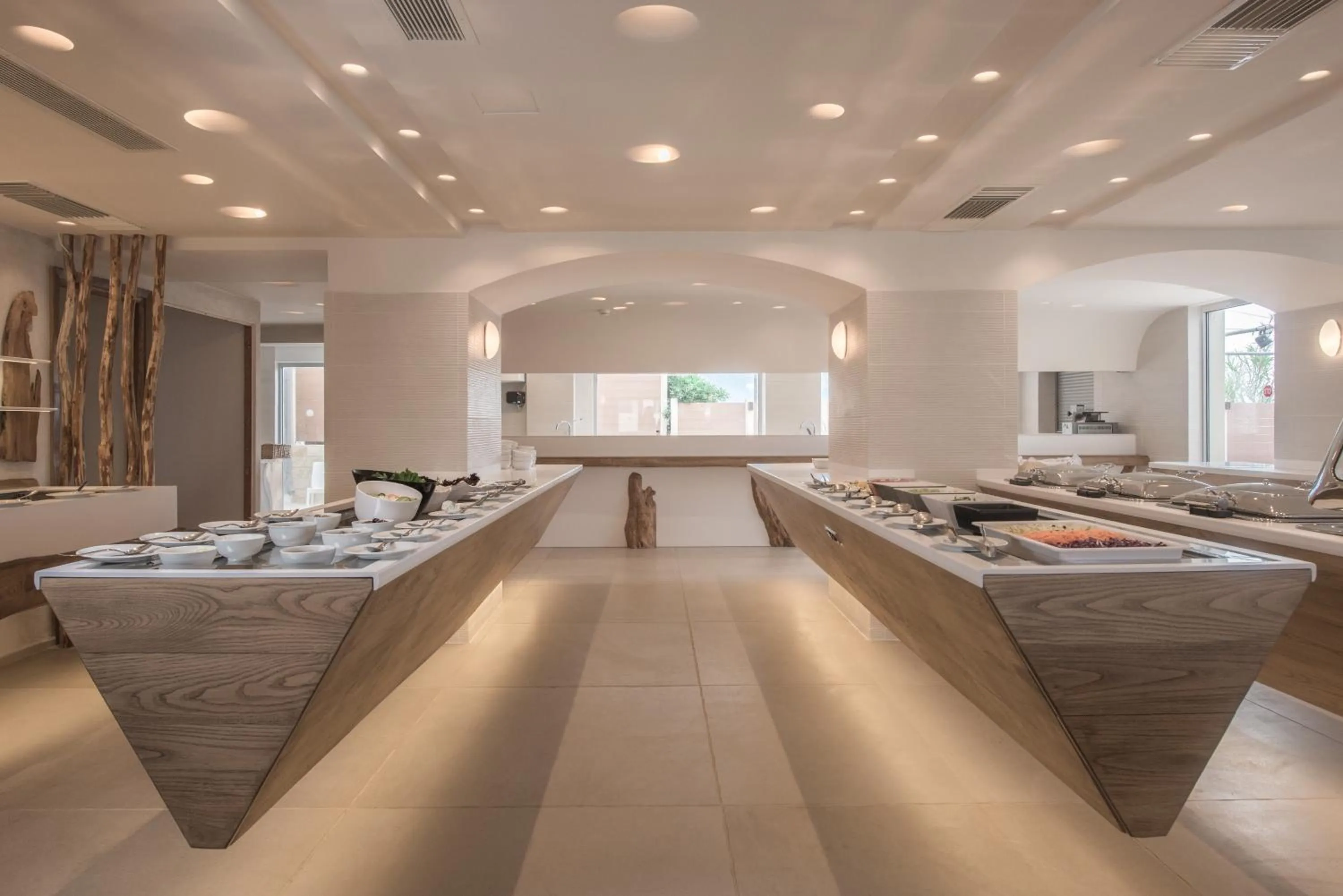 Restaurant/places to eat in GARDELLI RESORT