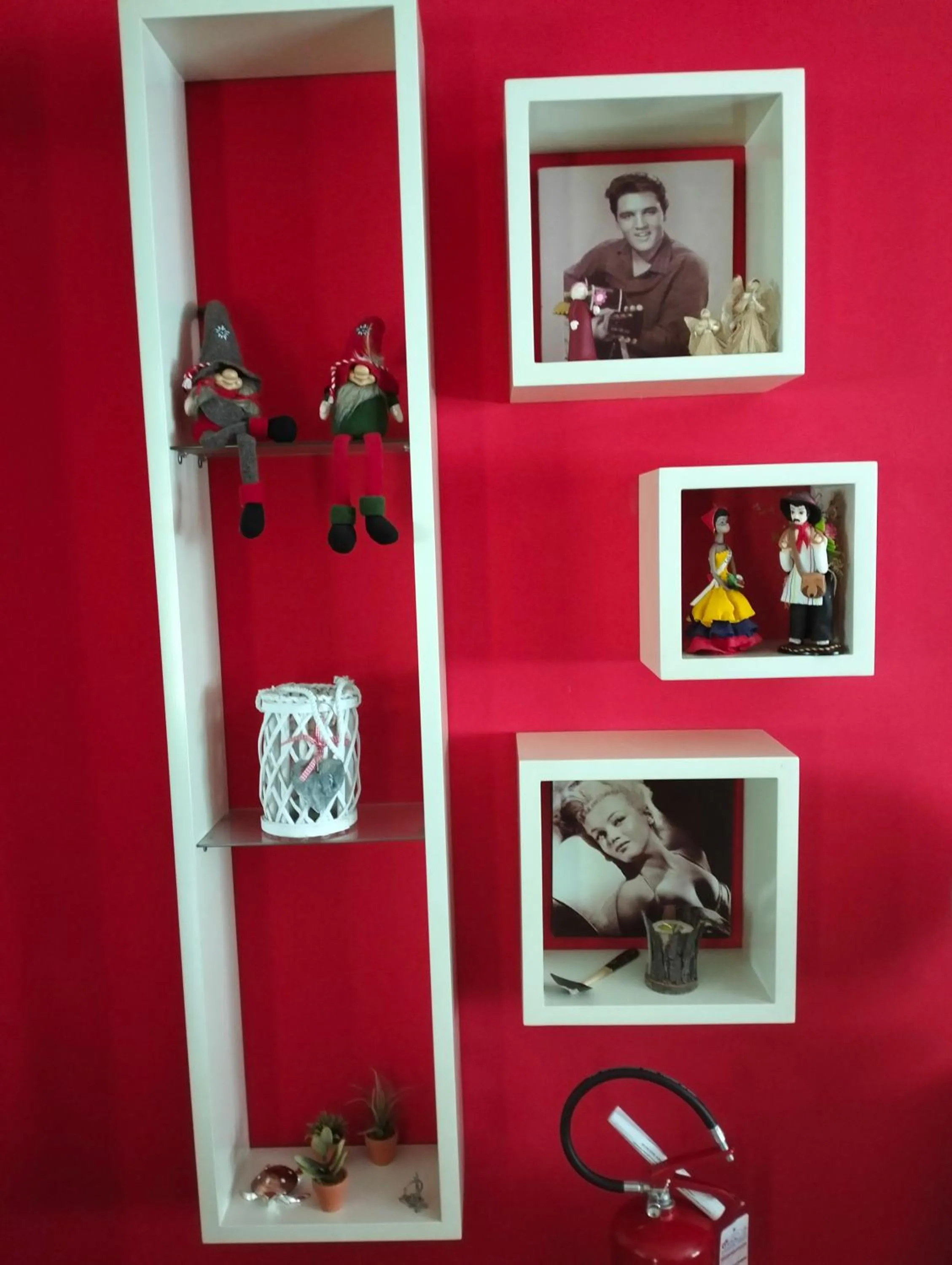 Communal lounge/ TV room in Al Casale B&B