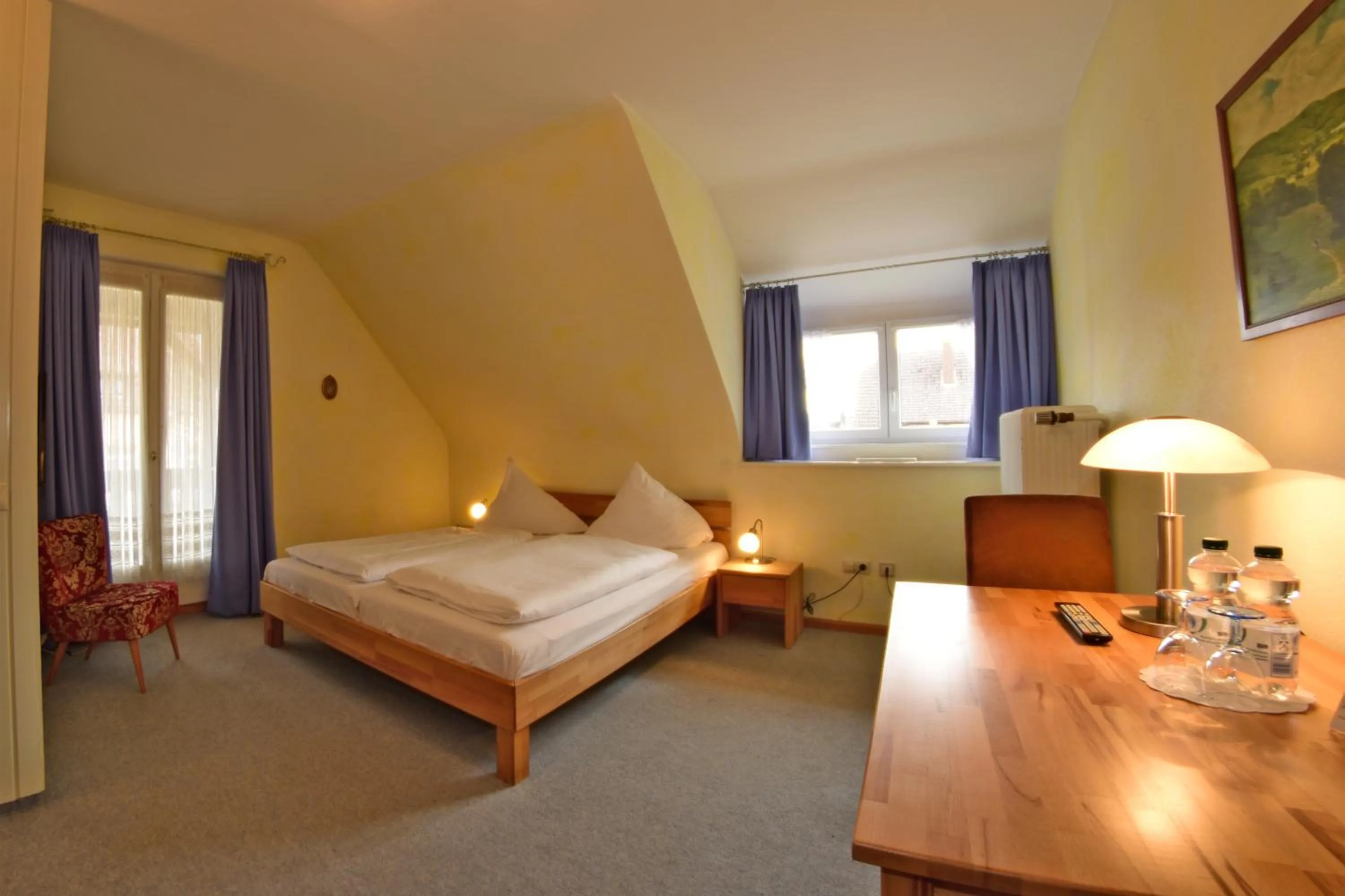 Bedroom, Bed in Hotel Hirschen