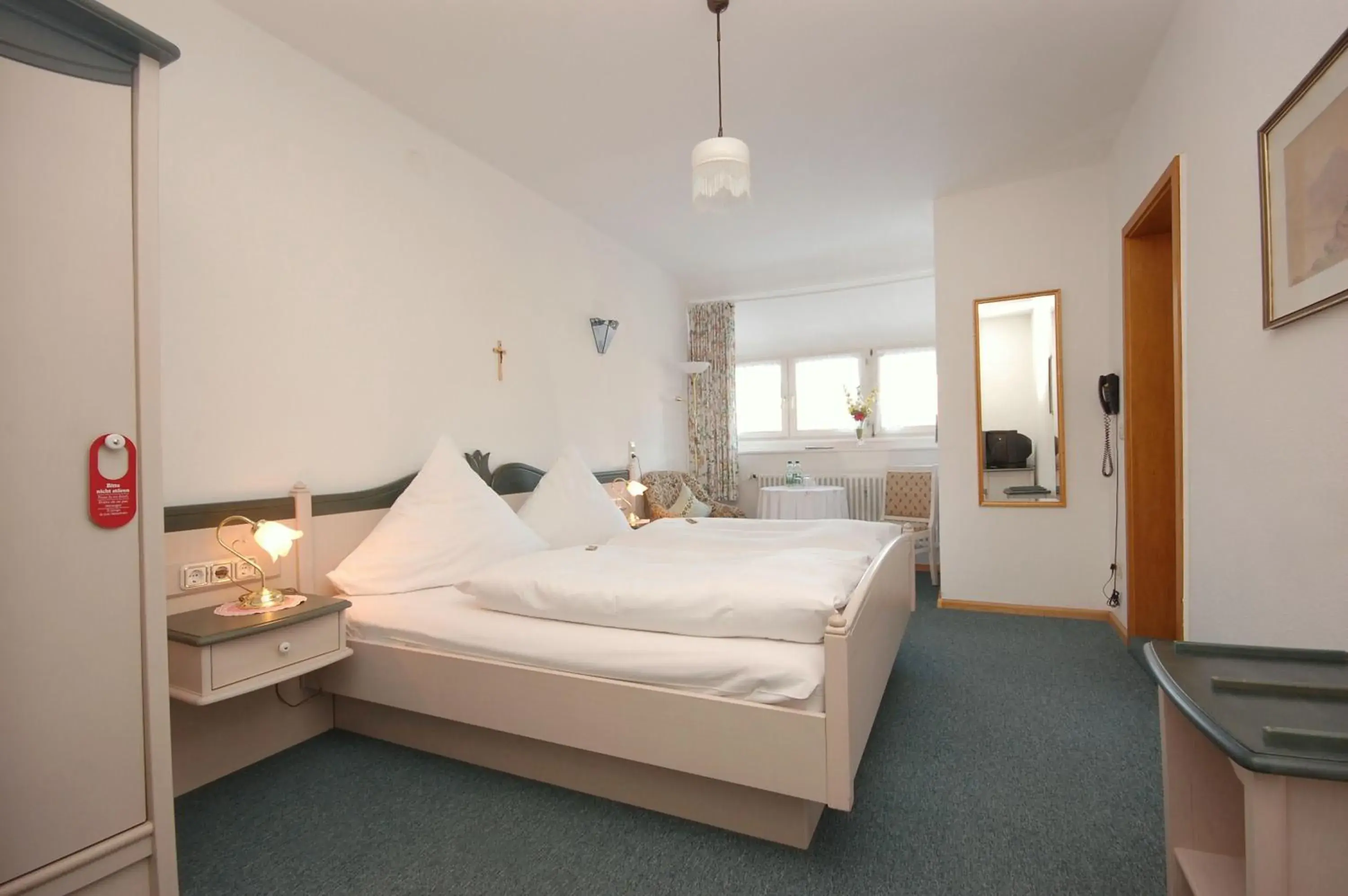 Double Room - single occupancy in Hotel Hirschen Double Room - single occupancy in Hotel Hirschen
