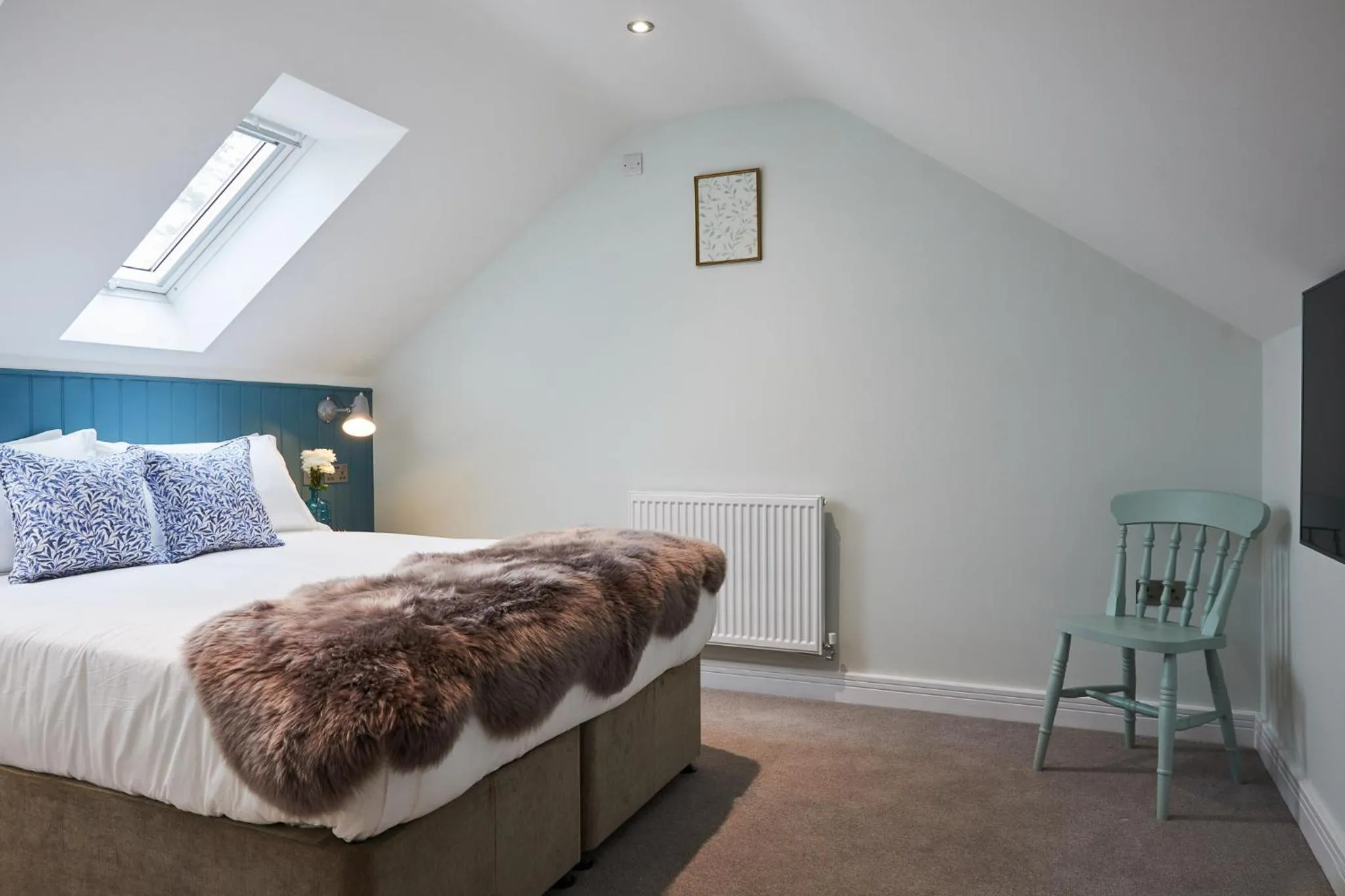 Photo of the whole room, Bed in The Lime Tree Inn