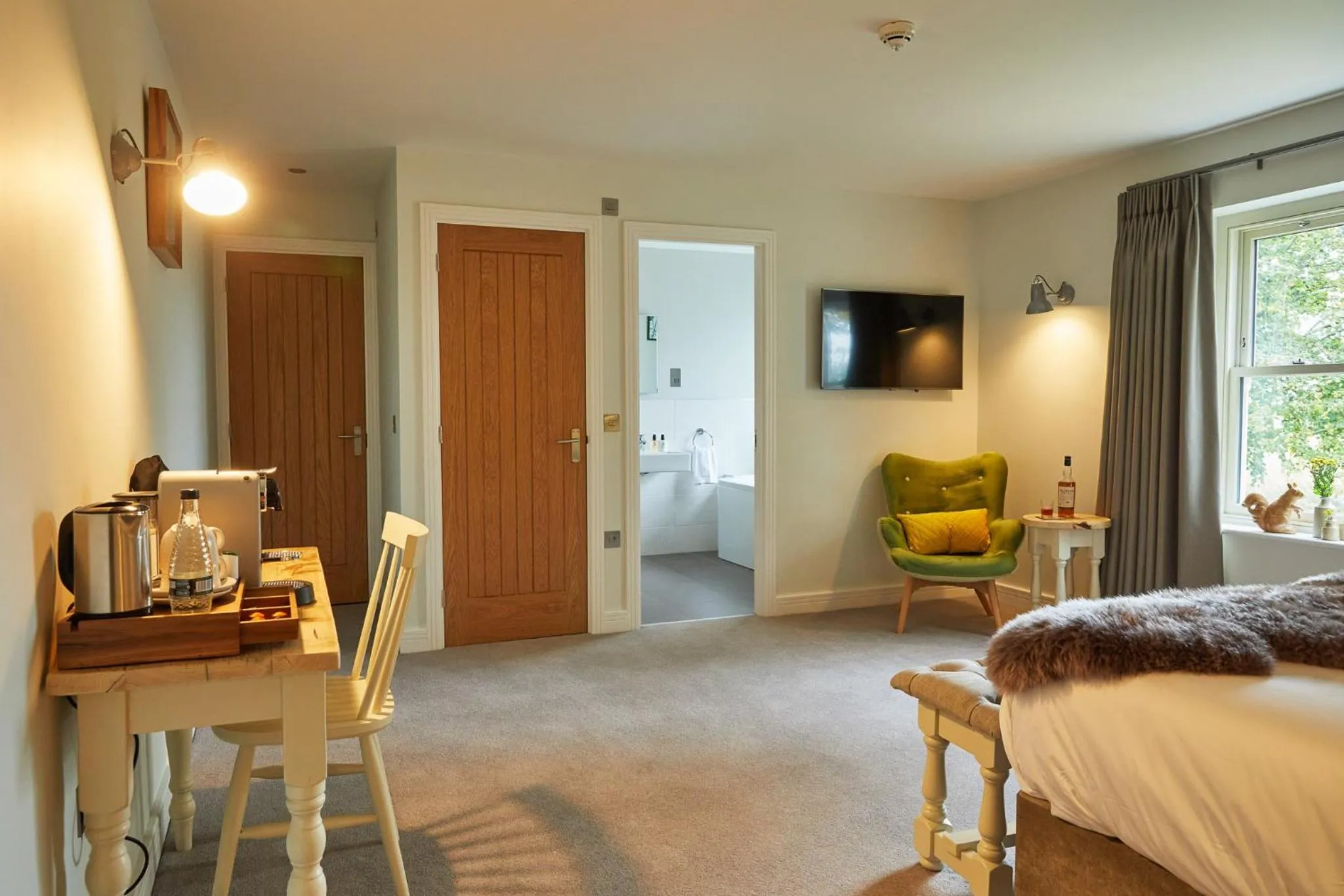 TV and multimedia, Bed in The Lime Tree Inn