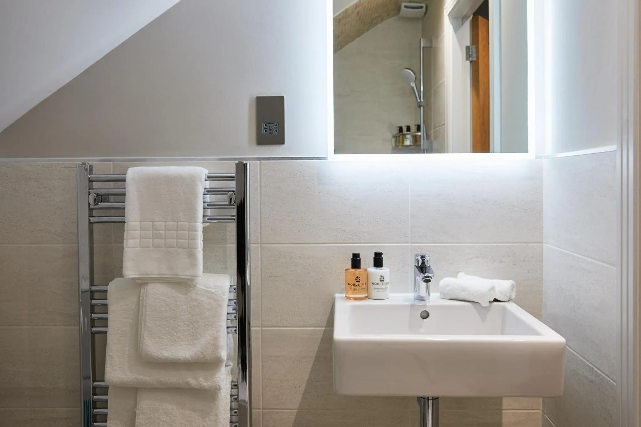 Bathroom in The Lime Tree Inn