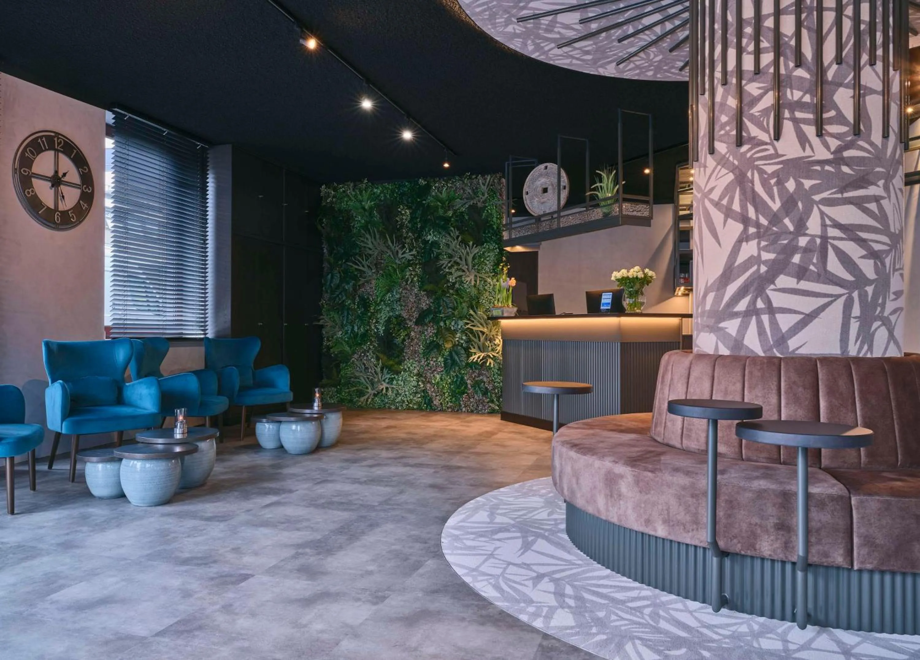 Lobby or reception in Best Western Plus Hotel Regence