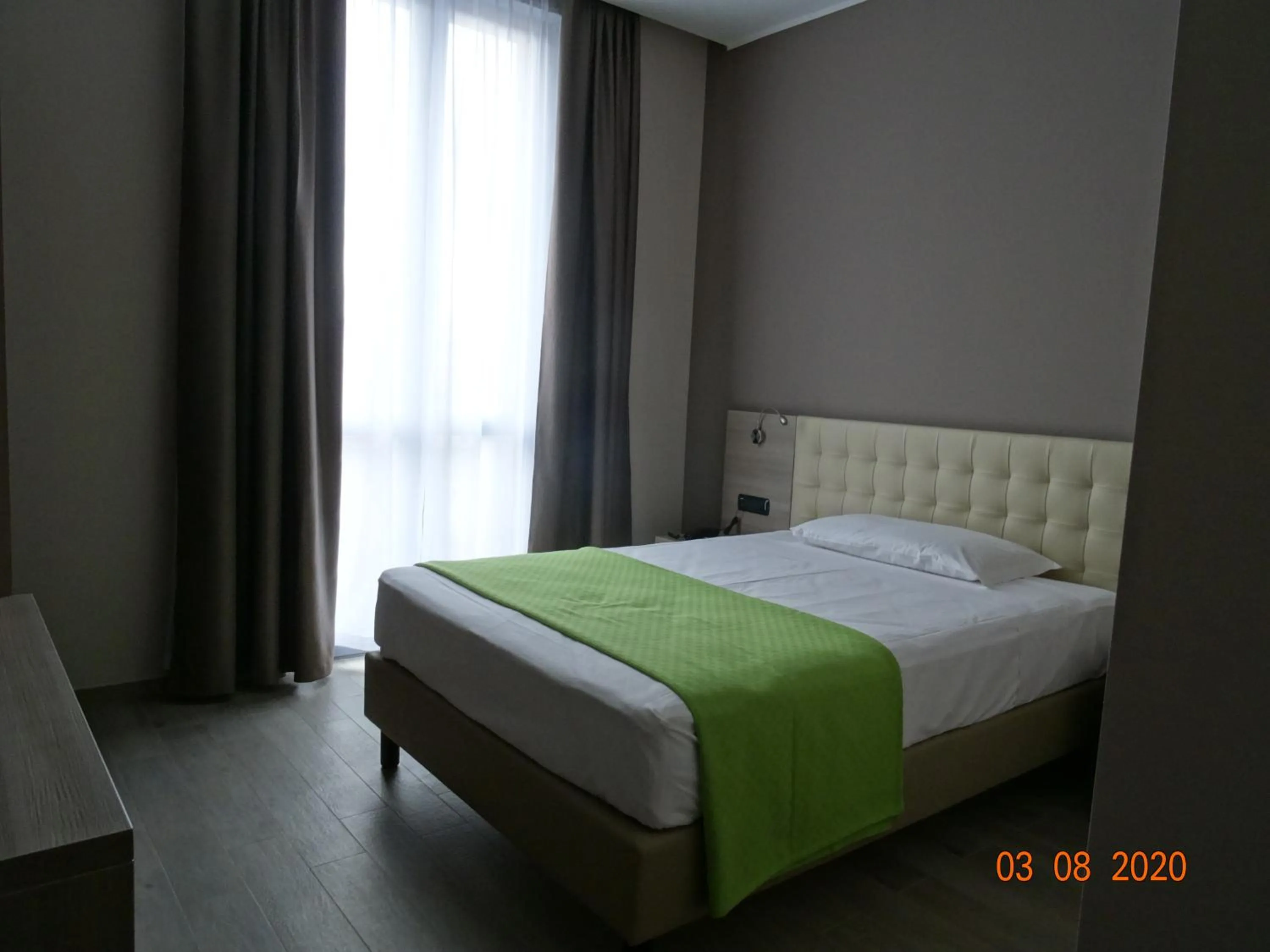 Bedroom, Bed in Hotel Folen