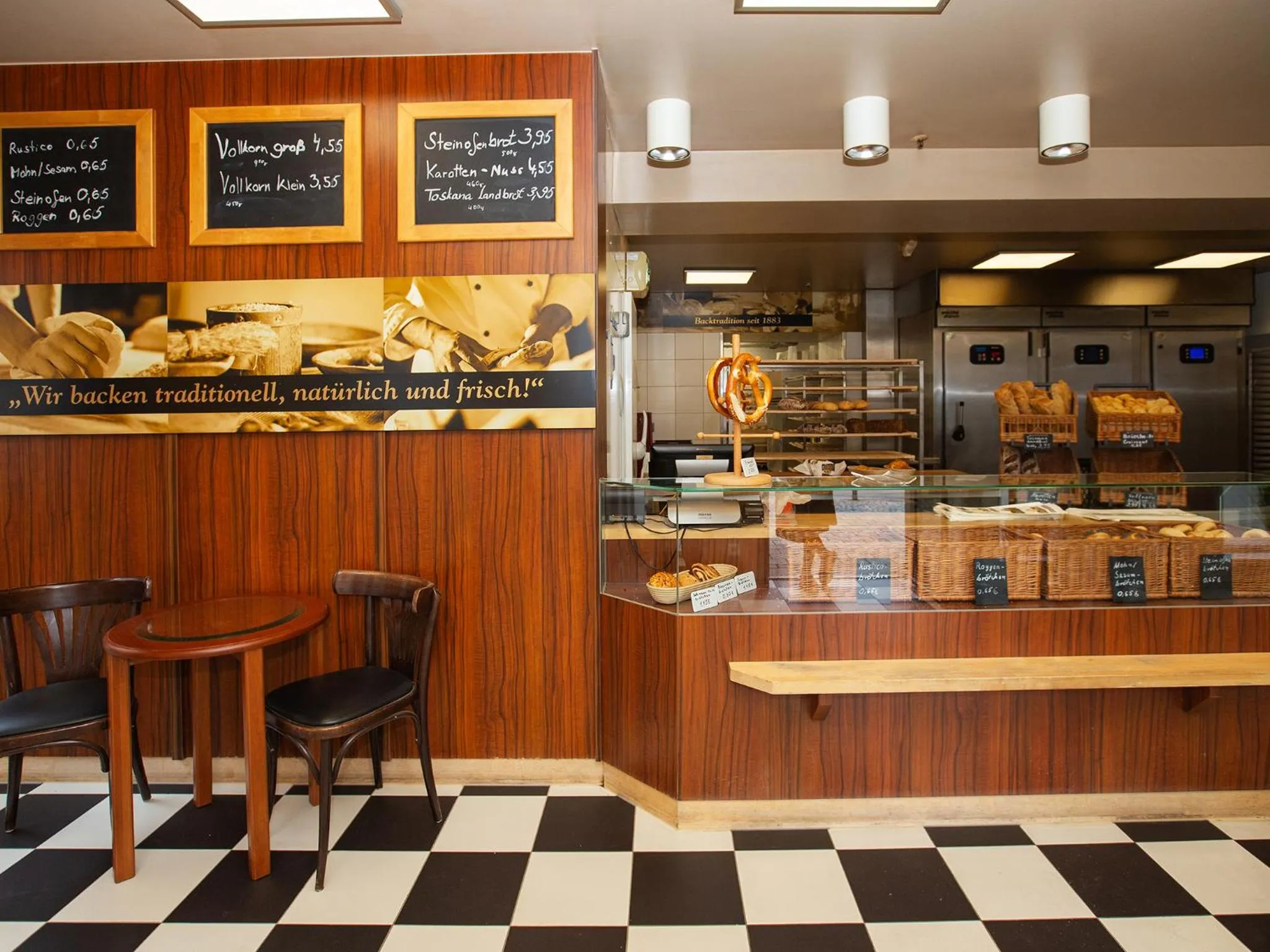 Restaurant/places to eat in DORMERO Hotel Bergström Lüneburg