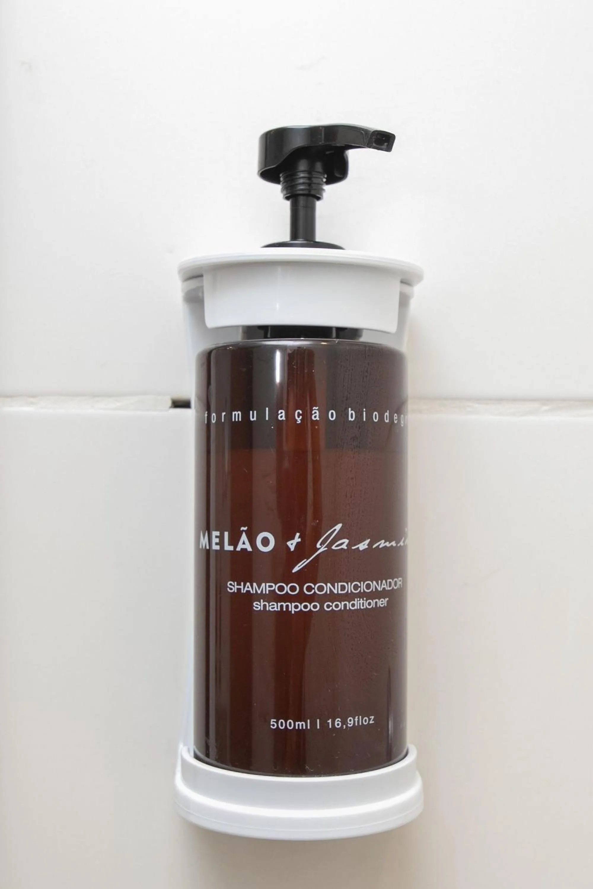 Toilet in Flat Barra First