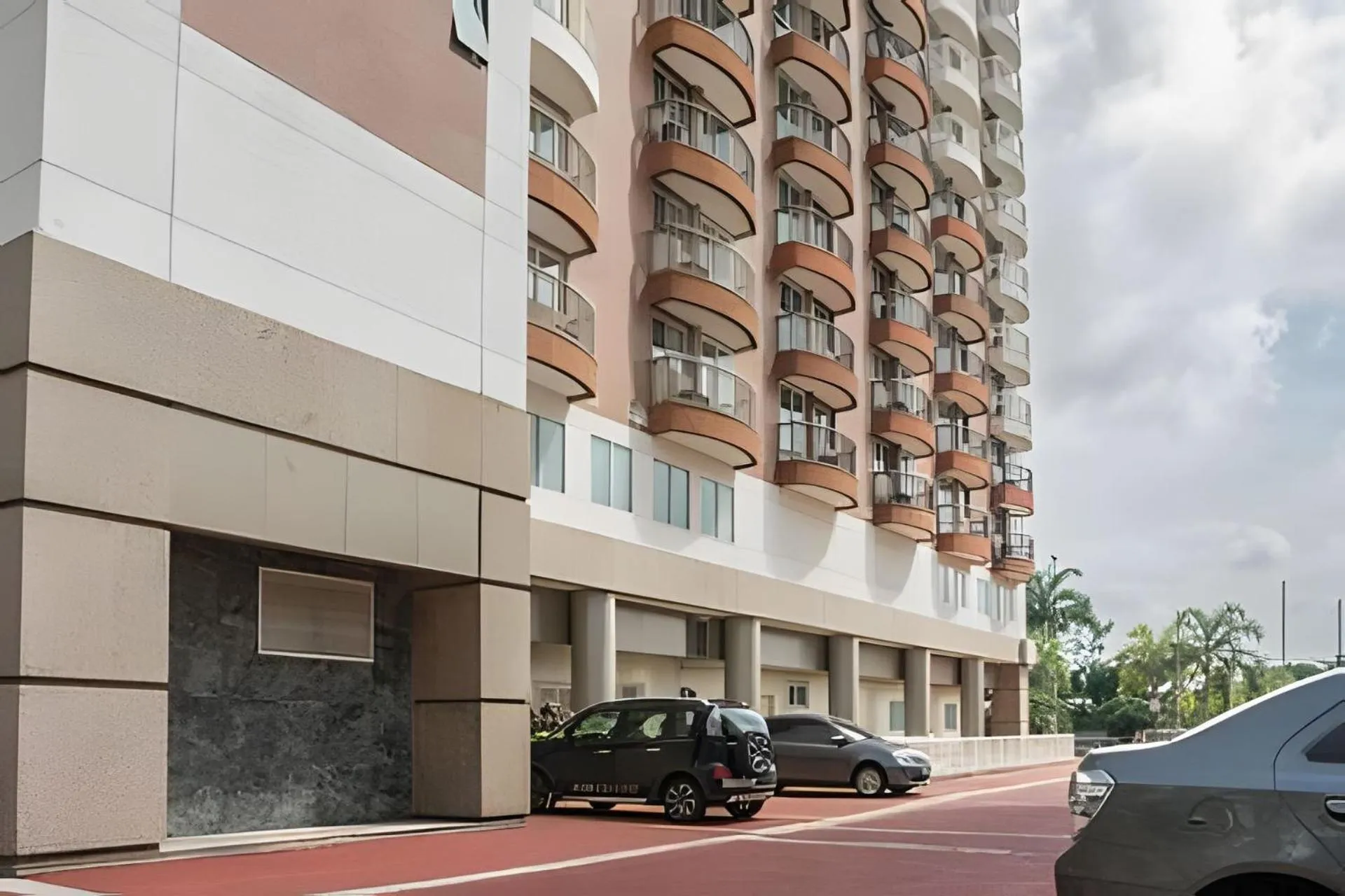 Property building in Flat Barra First