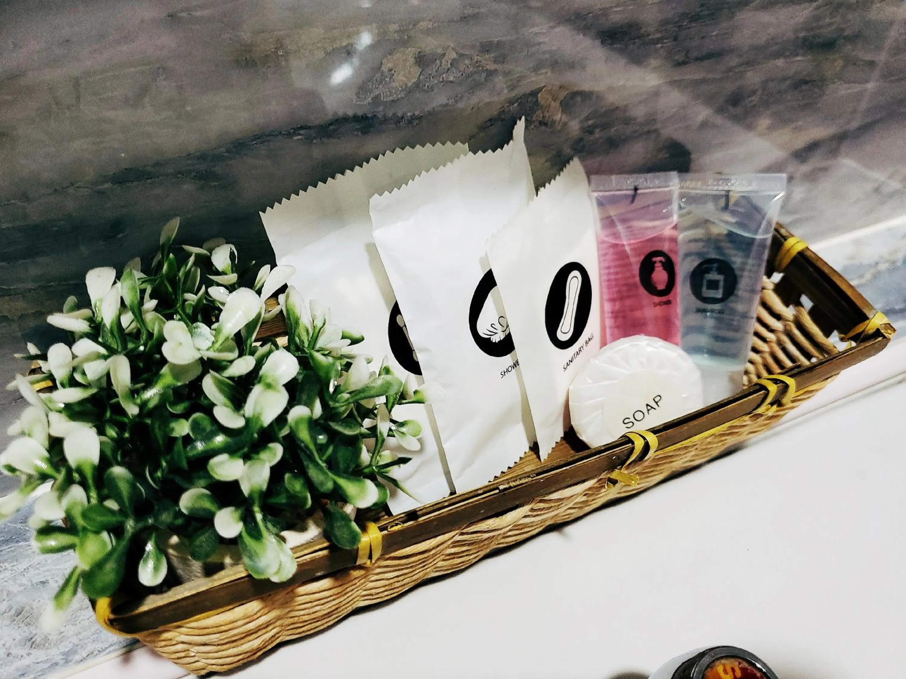 Toilet in Winggarden Murals House by JE Boutique Guesthouse